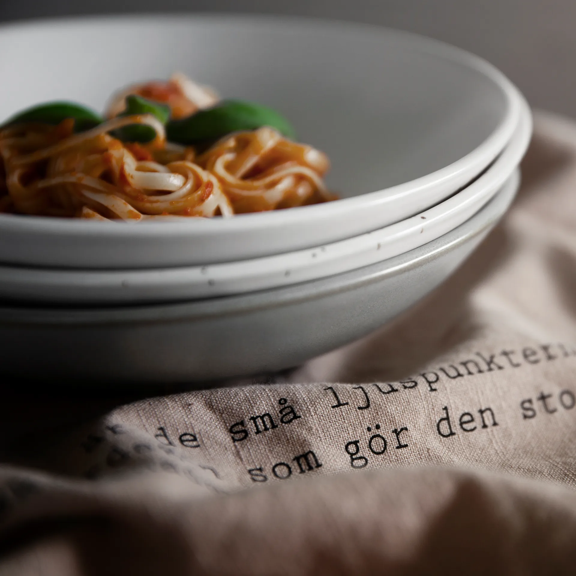 Ernst 深盘 22 cm, dots-白色 ERNST