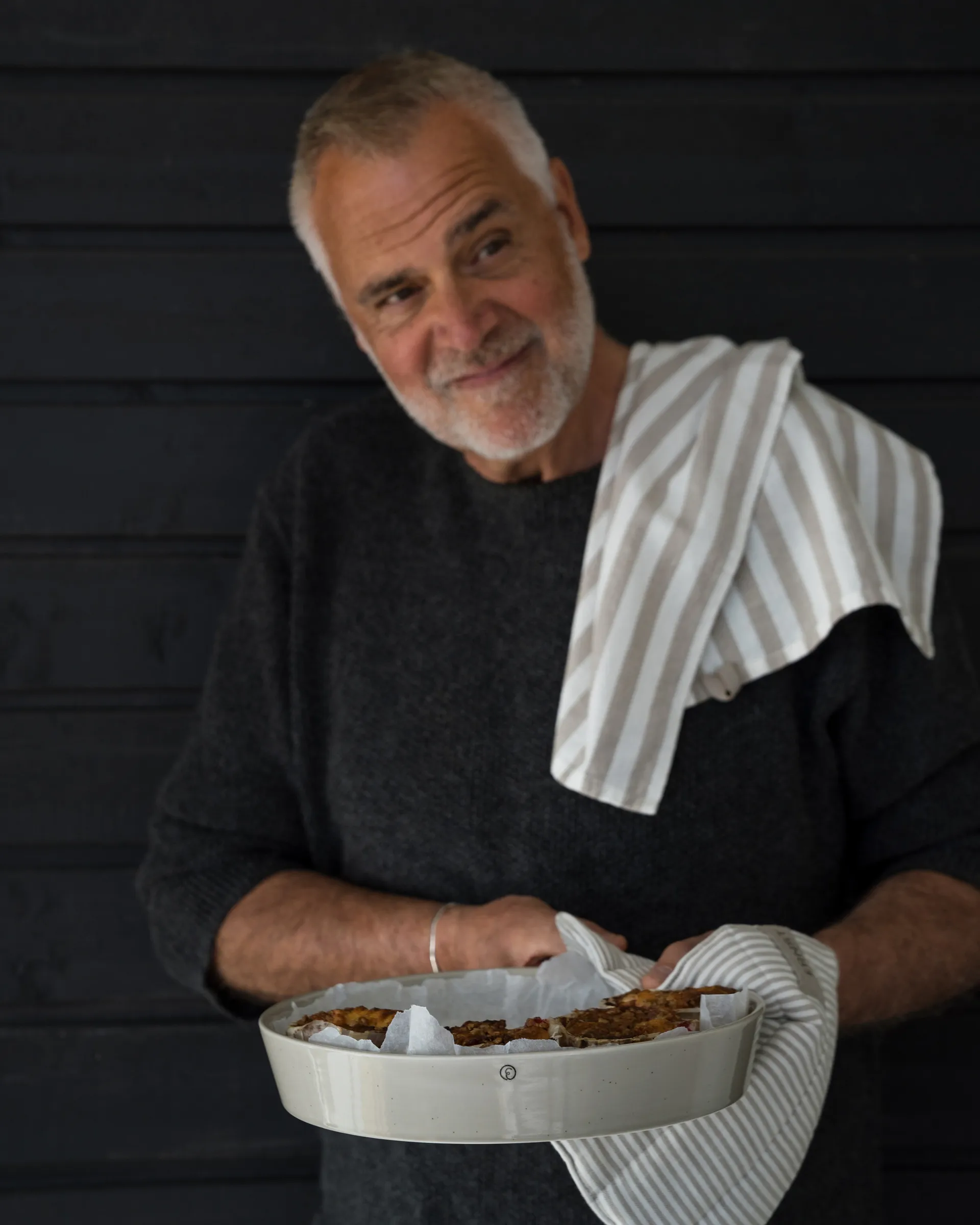 Ernst 烤盘 Ø28 cm, 沙色 ERNST