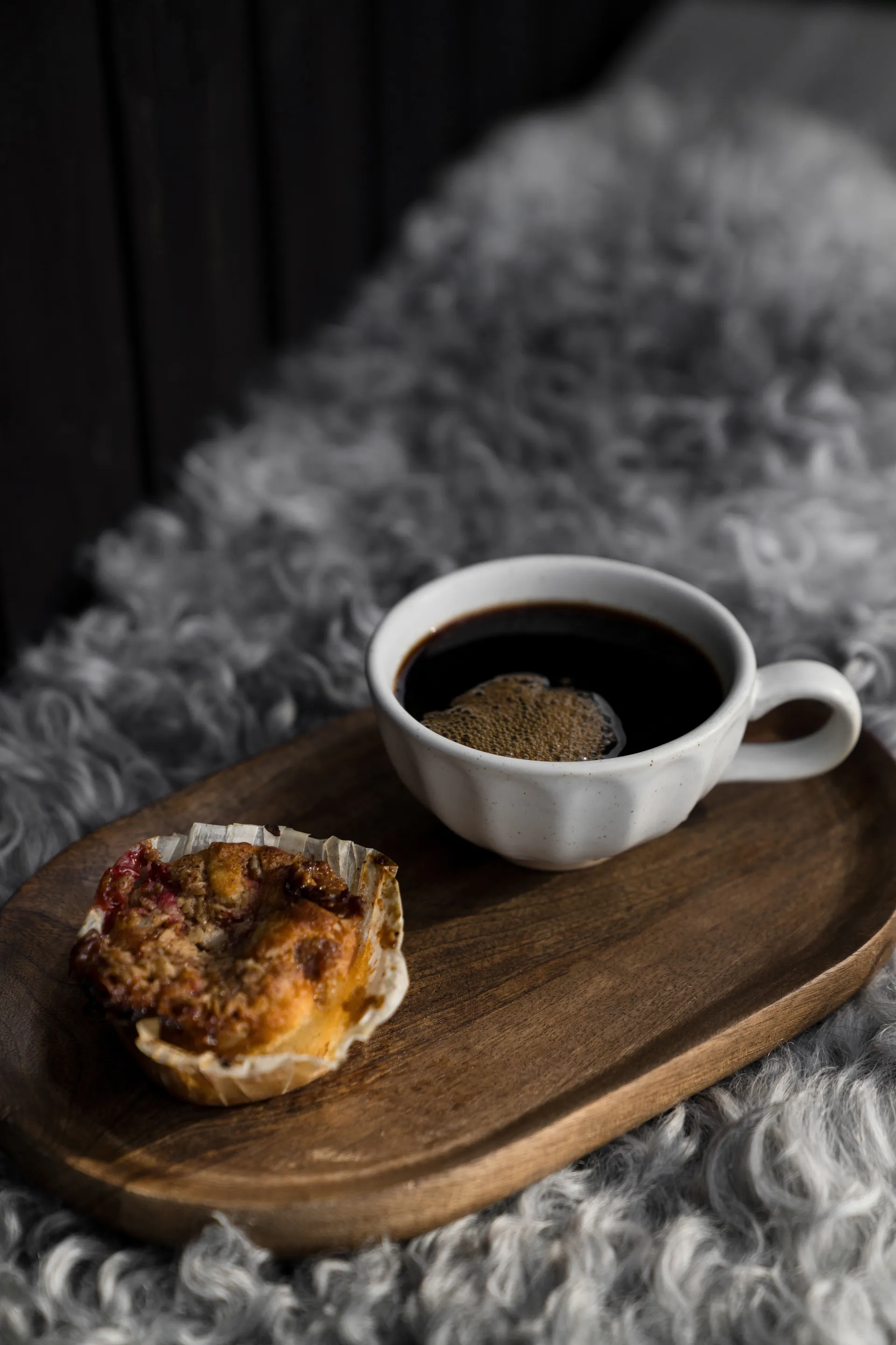 Ernst serving 托盘 oval 17x28 cm, 深褐色 ERNST