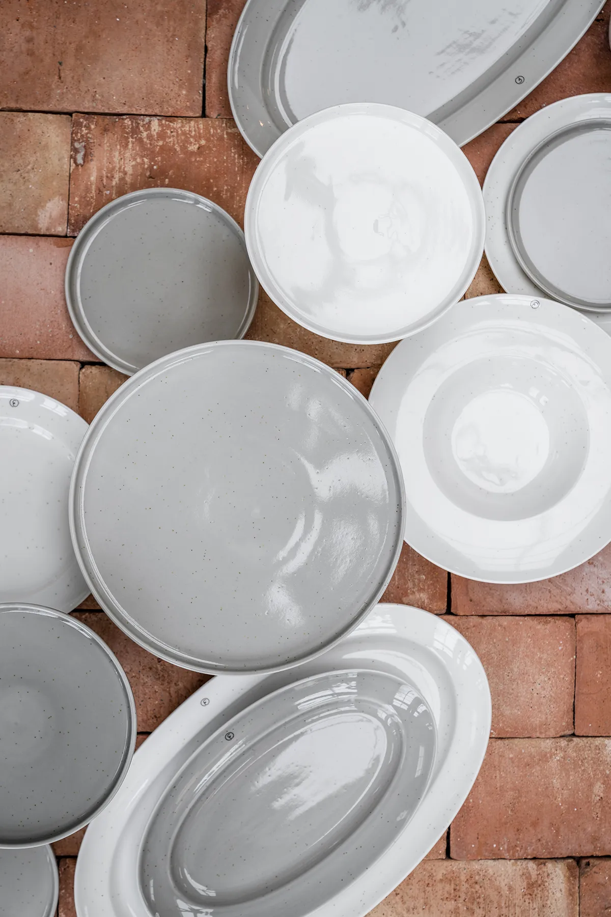 Ernst serving platter oval 18x30 cm, Sand ERNST