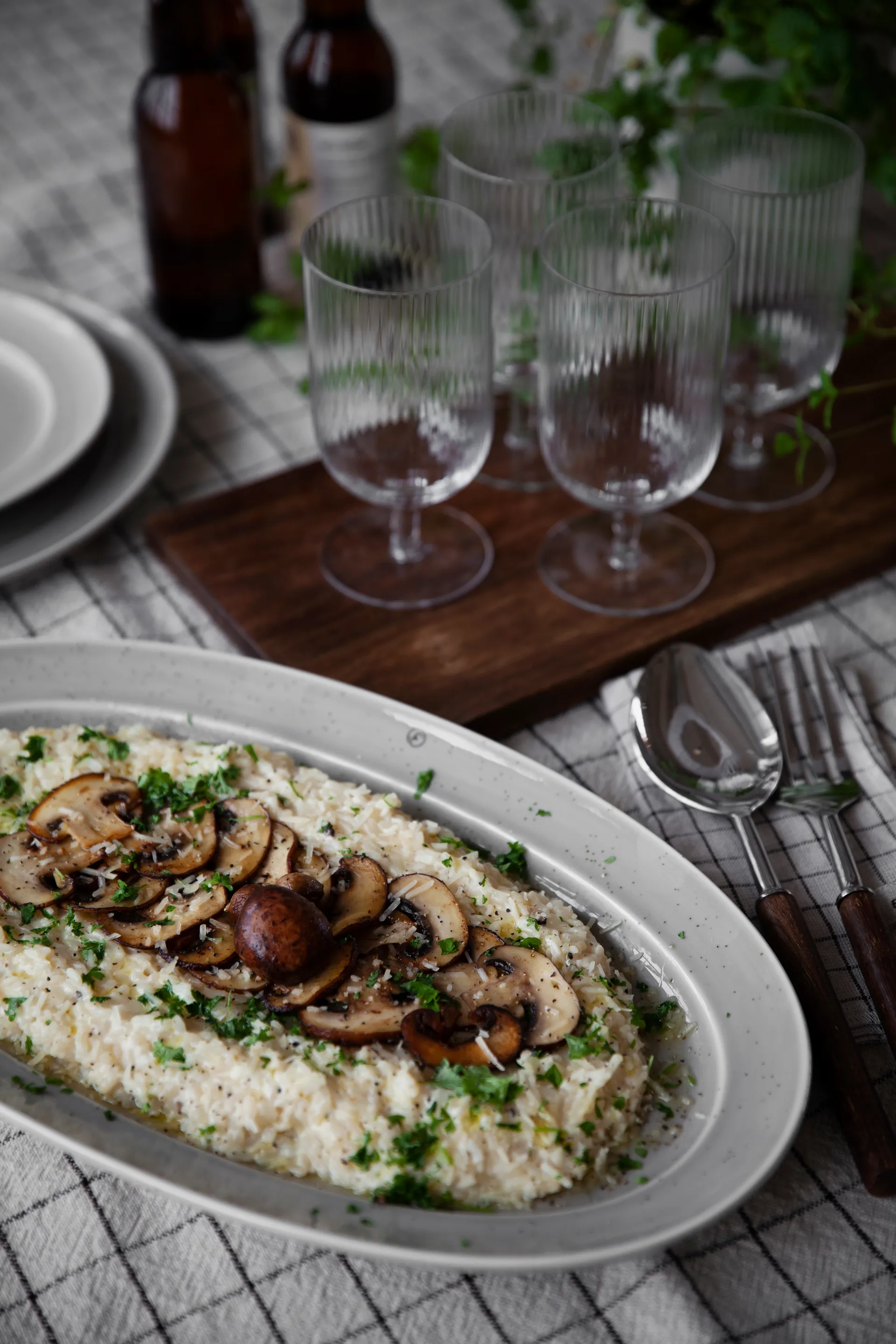 Ernst serving platter oval 18x30 cm, Vanilla ERNST