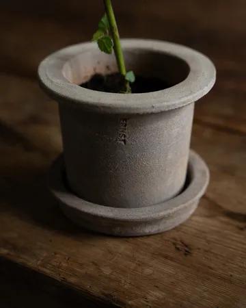 Ernst terracotta pot with 碟子 - Ø12x10 cm - ERNST