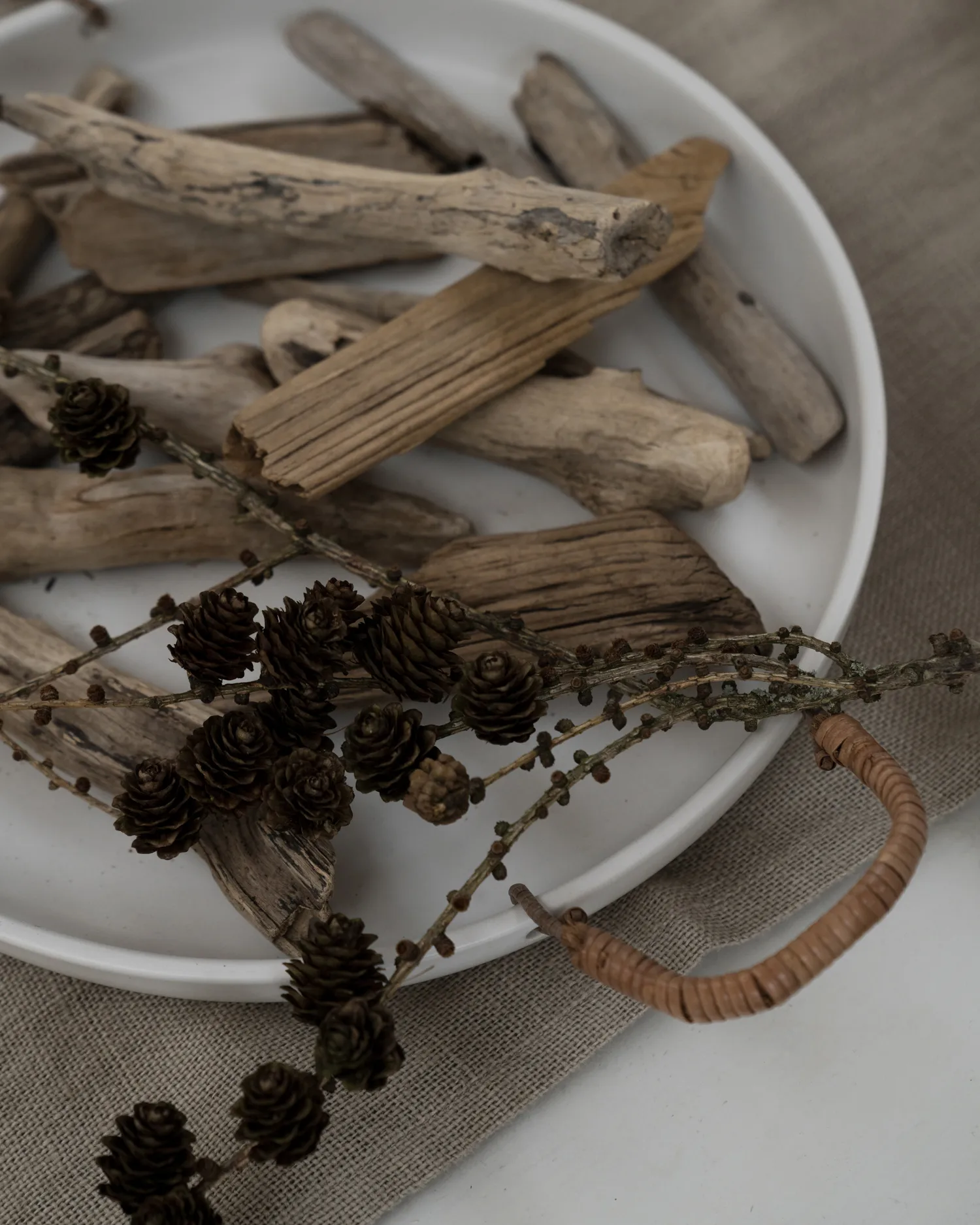 Ernst 托盘 with handle white, Ø35 cm ERNST