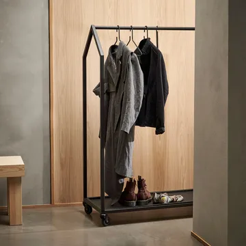 Clothing House 北欧简约风格衣架 - 黑色 - Essem Design