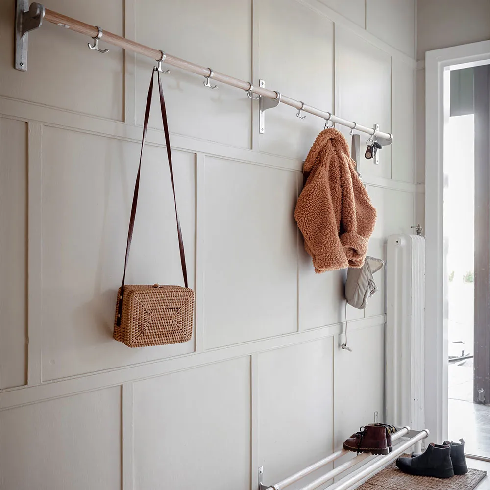 Nostalgi add-on Hook rack, Aluminium, aluminium stand Essem Design