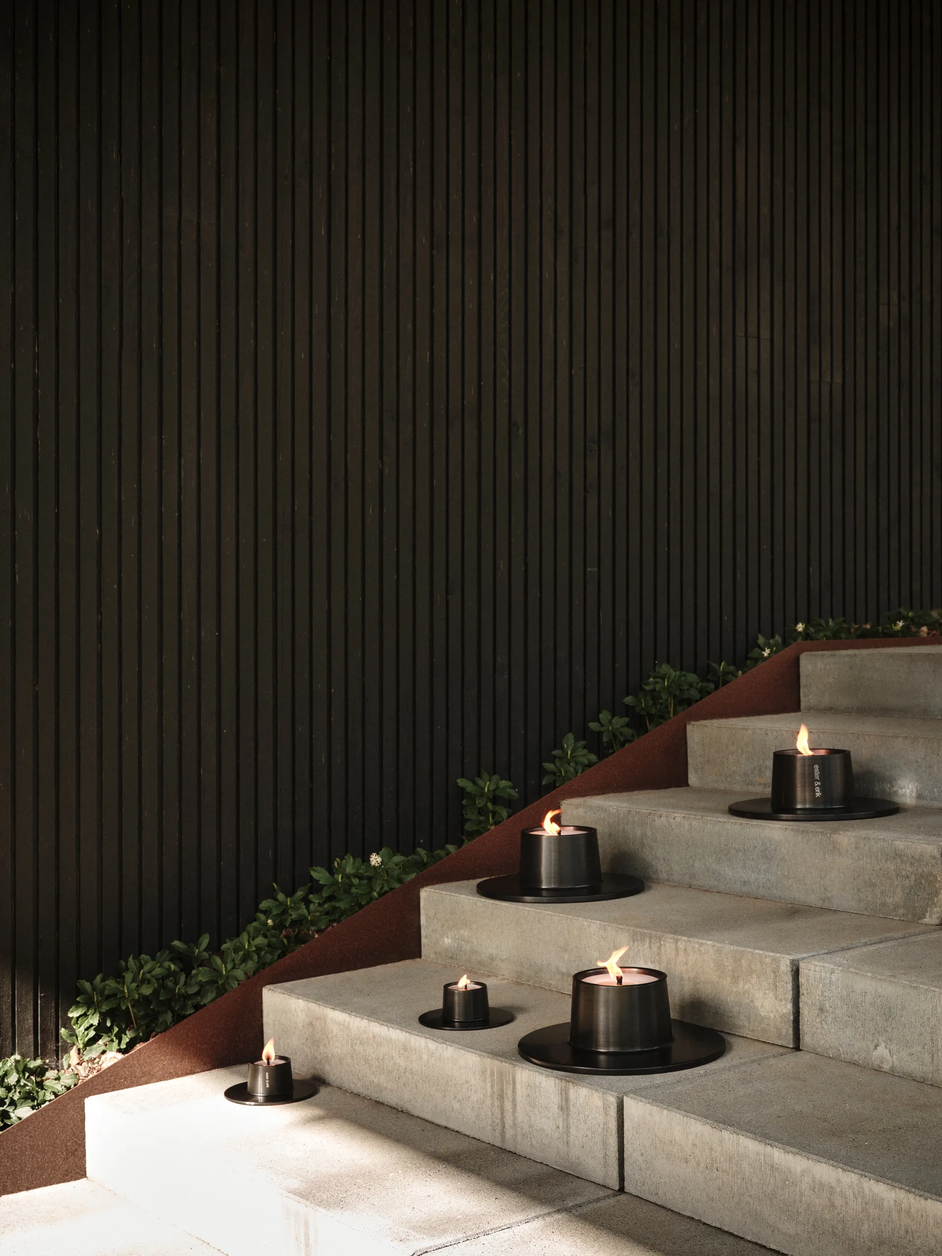 ester & erik outdoor 烛台 小 Ø16 cm, 黑色 ester & erik