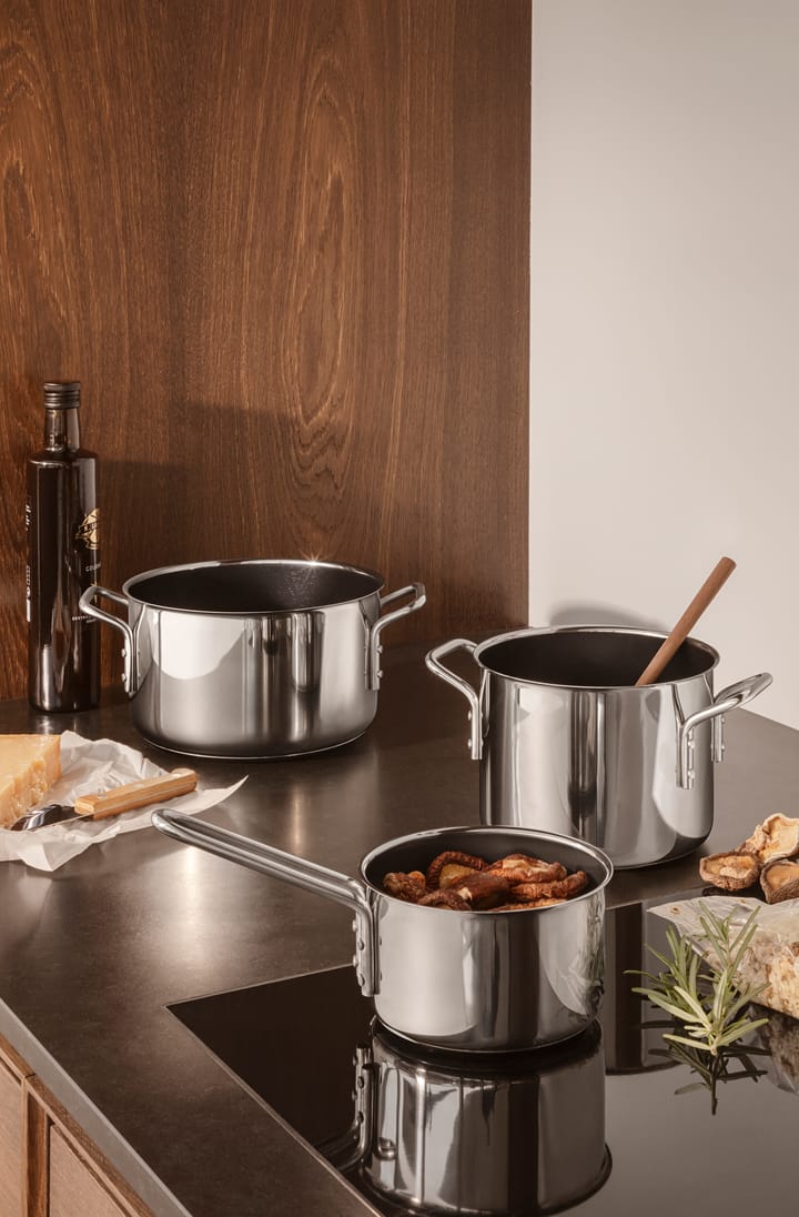 Eva Trio Stainless Steel Slip-Let 陶瓷制品 pot, 2.2 L Eva Solo
