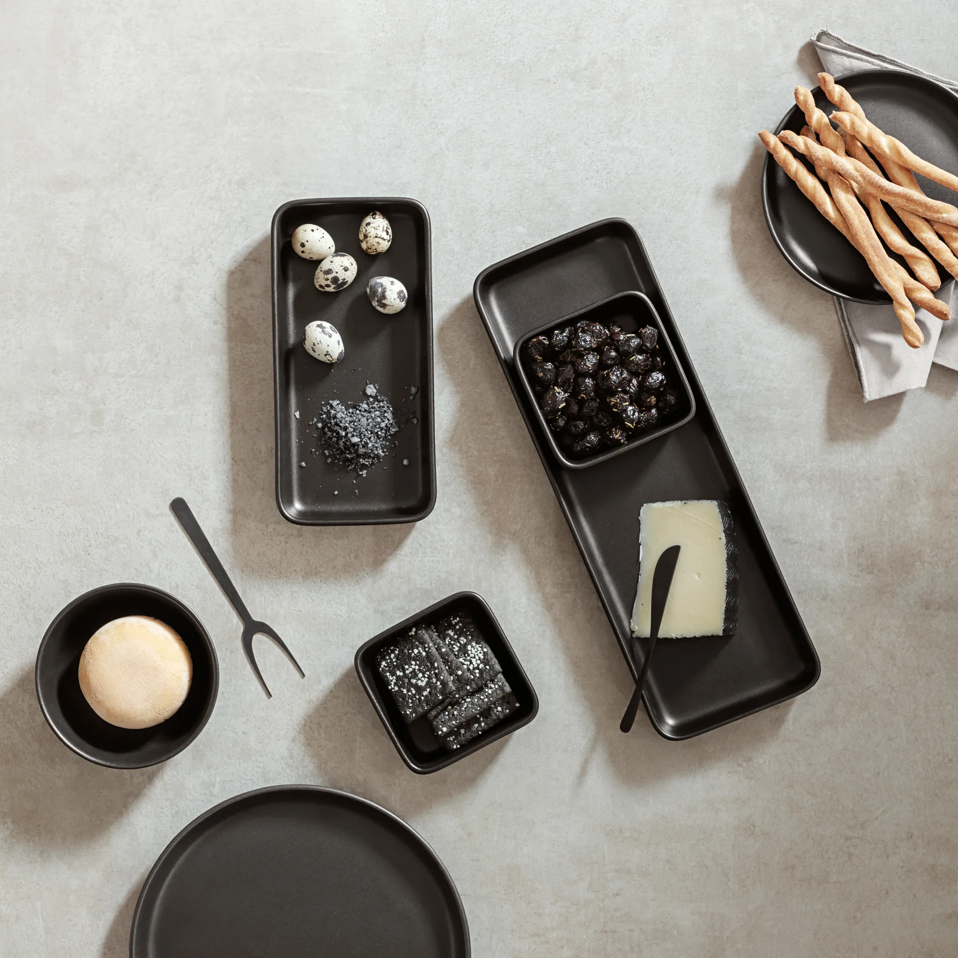 Nordic Kitchen 大餐盘 13x37cm, 黑色 Eva Solo