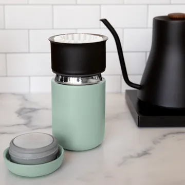 Carter 热水瓶mug with splash guard 35 cl - 薄荷巧克力色 - Fellow