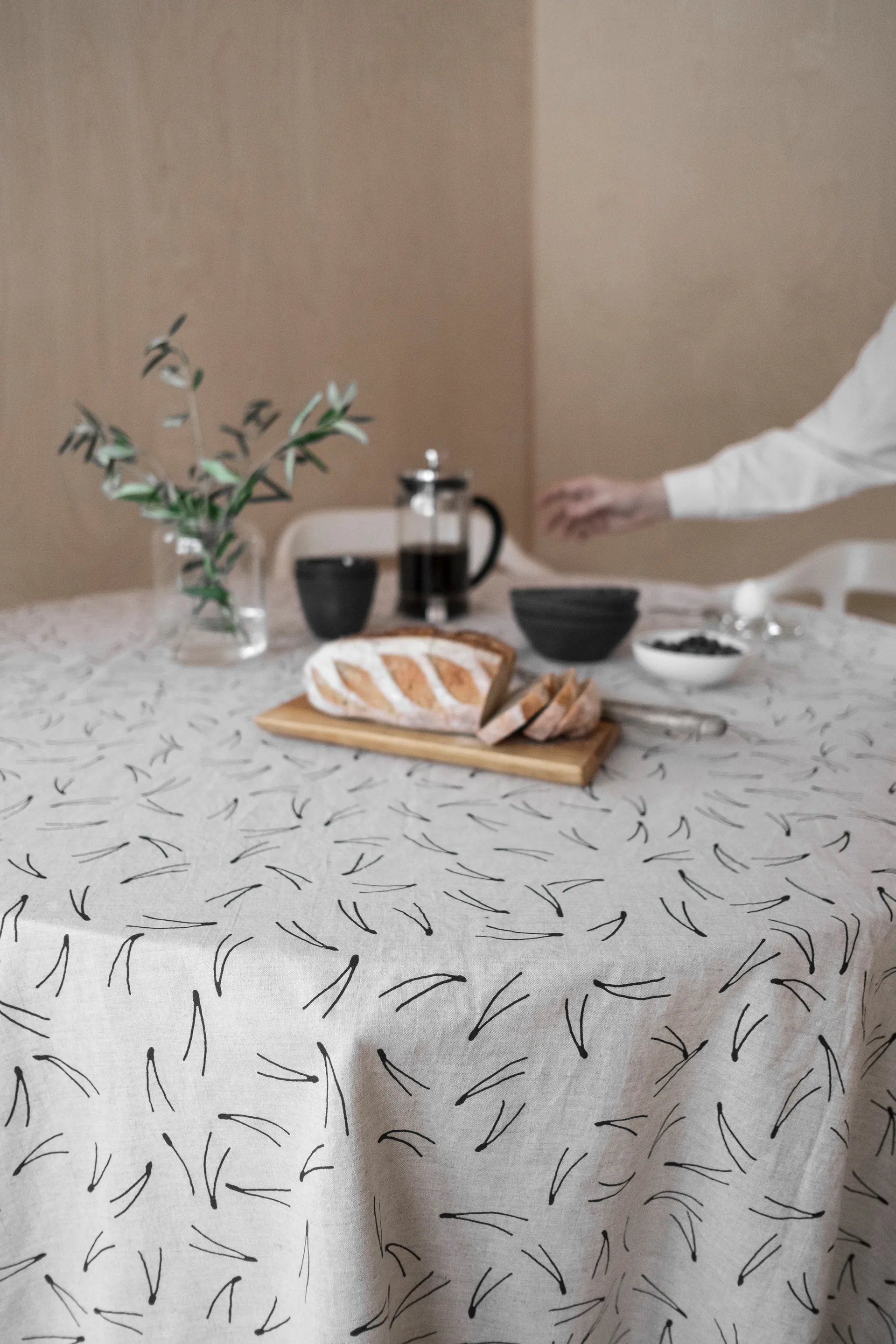 Barr table cloth 137x238 cm, 黑色-nature Fine Little Day