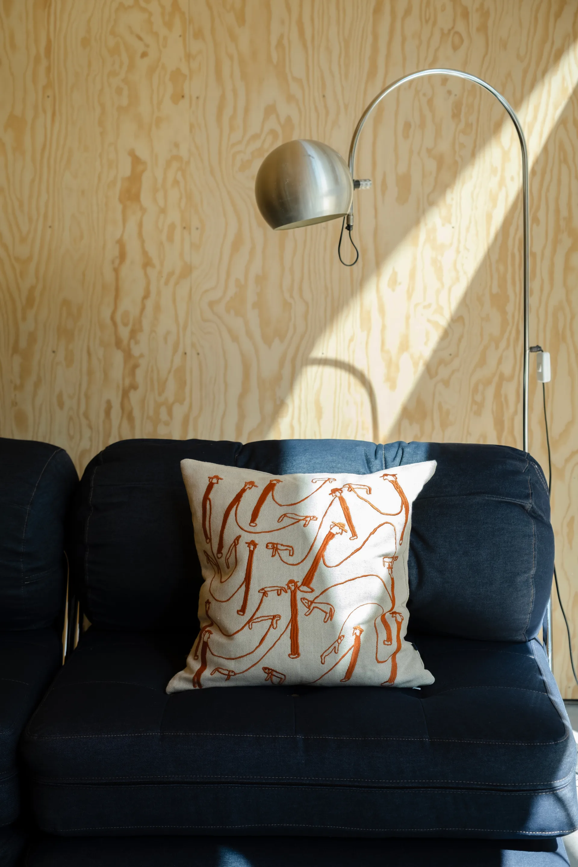 Dog walk 靠枕套 48x48 cm, 原色/自然色-橙色 Fine Little Day