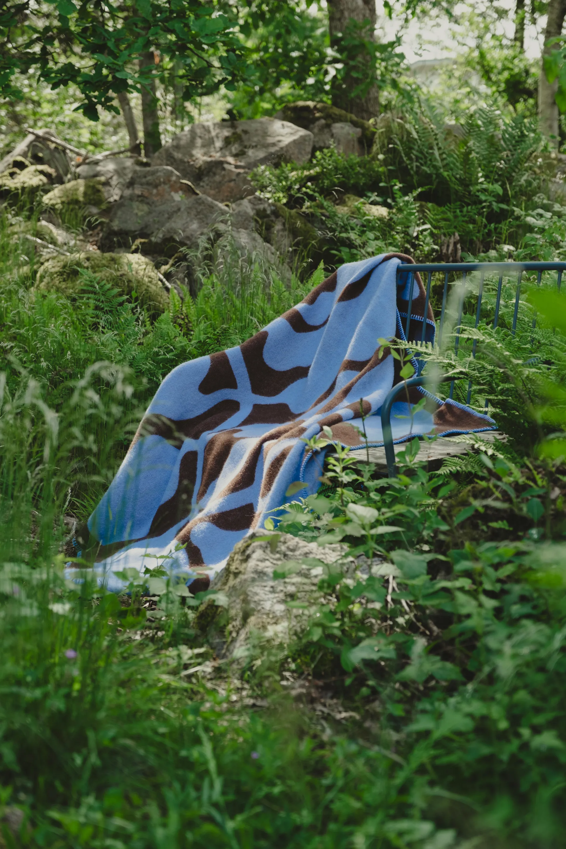 Leaves felt 130x180 cm, 蓝色-褐色 Fine Little Day