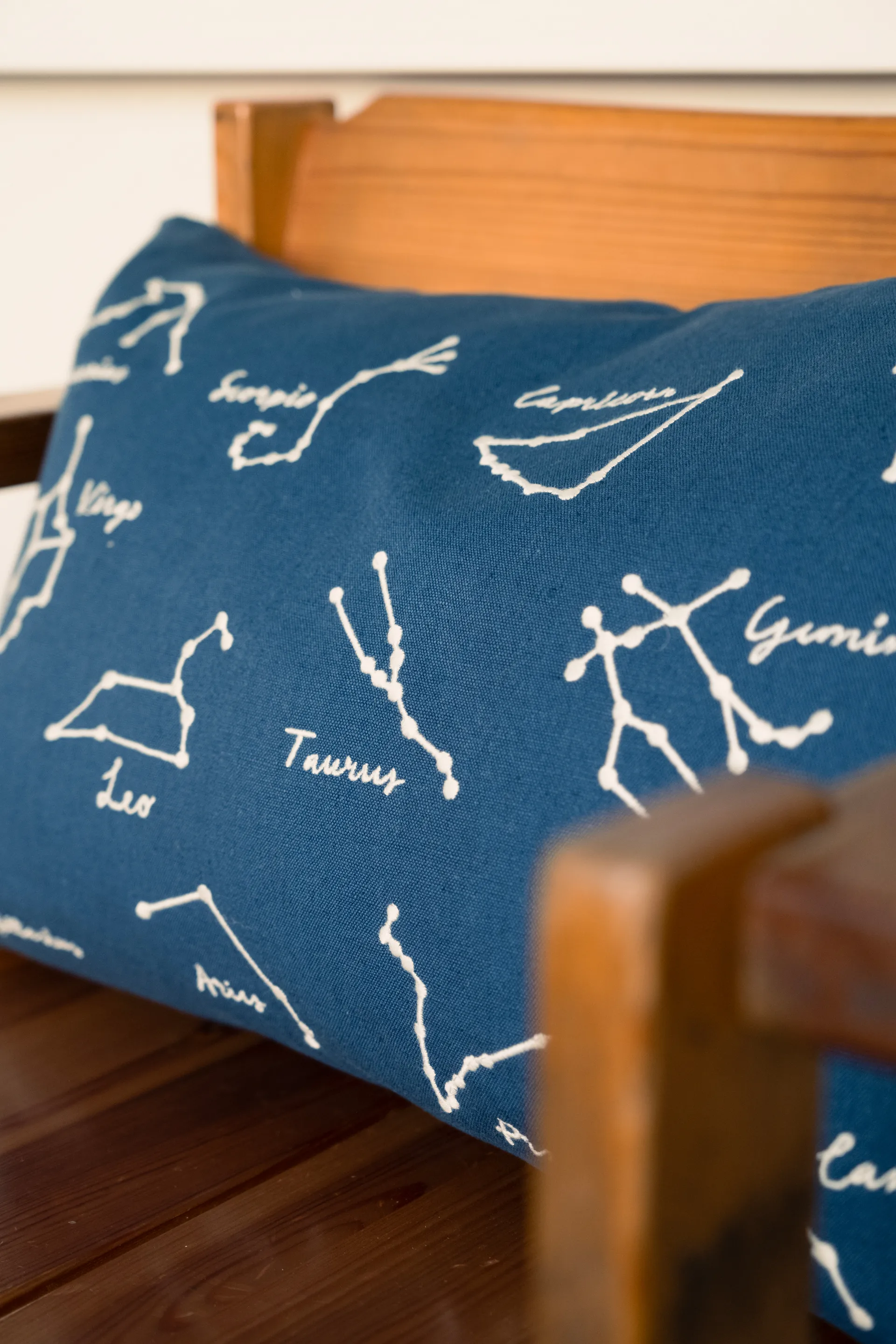 Star sign 靠枕套 38x58 cm, 蓝色-白色 Fine Little Day