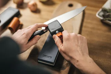 Fiskars 磨刀套装 - 黑色_橙色 - Fiskars