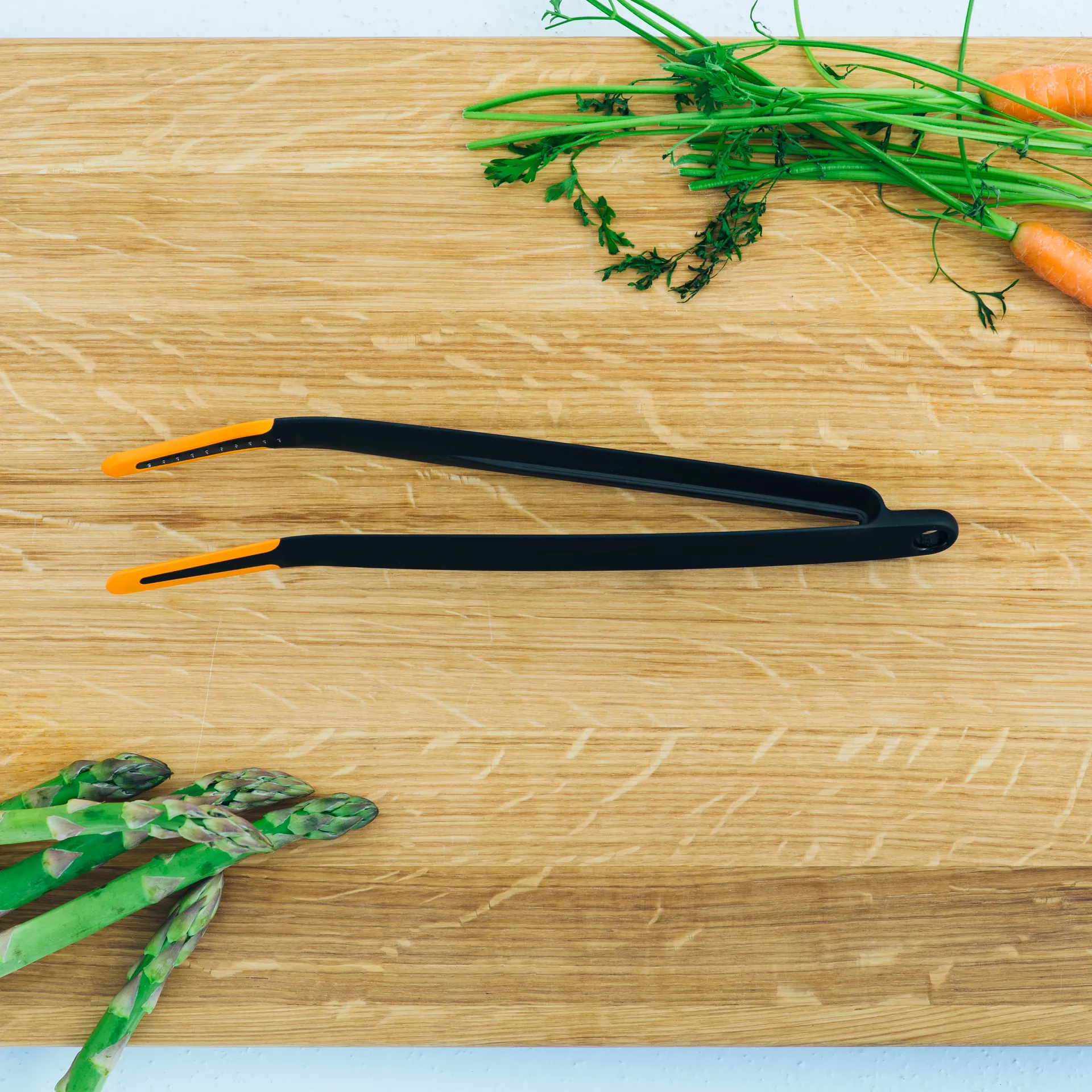 Functional Form 食物夹 28.7cm, 黑色 Fiskars