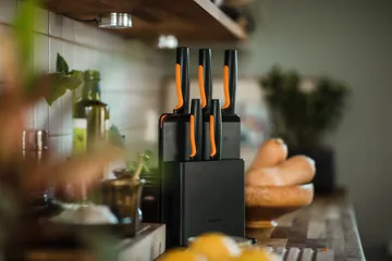 Functional Form 塑料刀架含5把刀 - 6件套 - Fiskars
