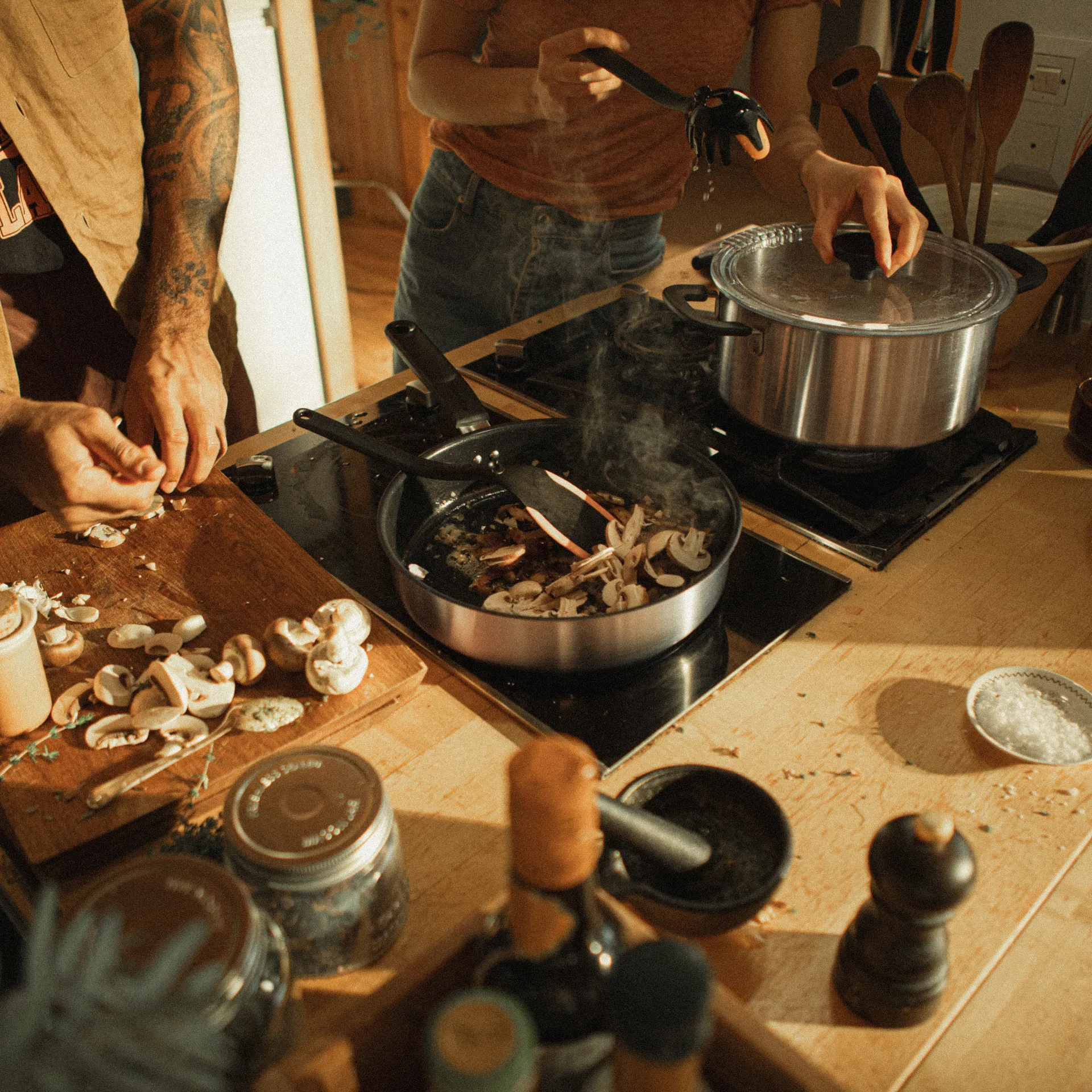 Functional Form 陶瓷制品 saute pan, 26 cm Fiskars