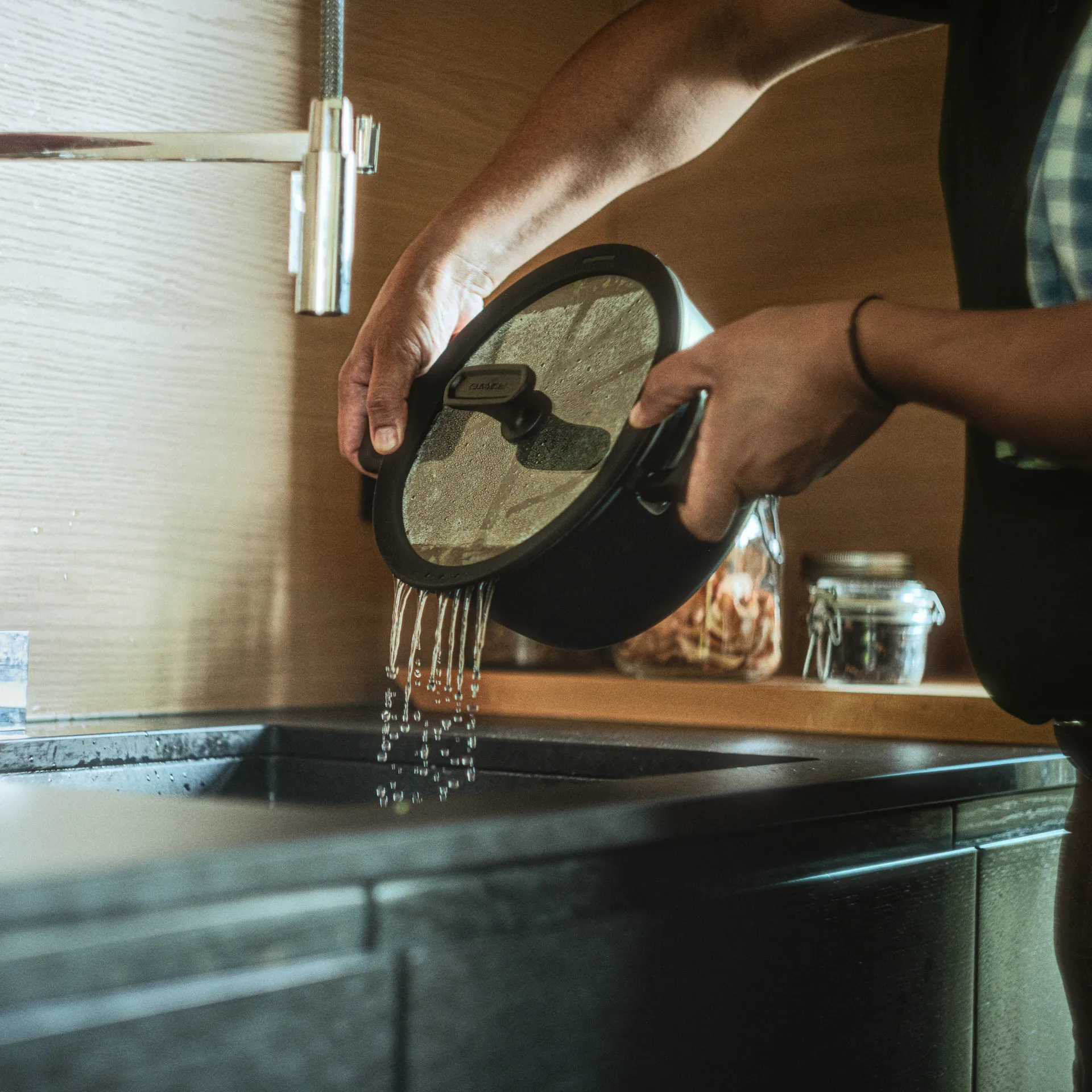 Hard Face pot （含盖子） Ceratec Superior, 3.5 L Fiskars