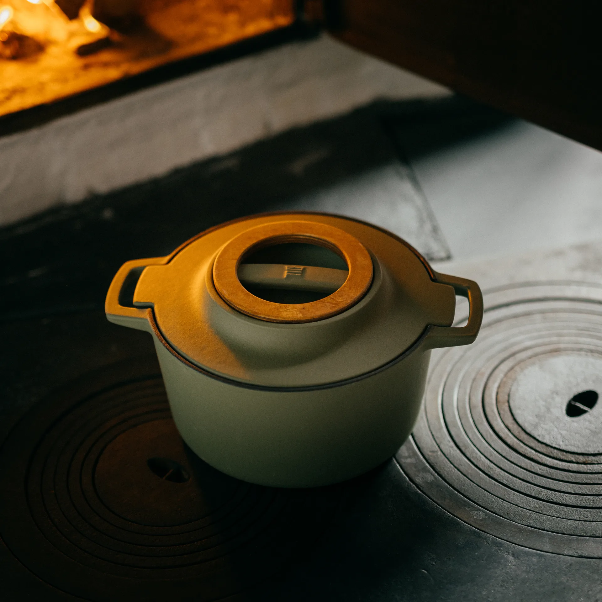 Norden 荨麻铸铁锅, 4L Fiskars