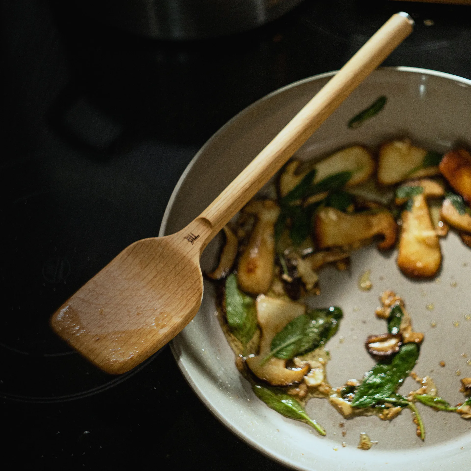 Norden 抹刀/炒菜铲, Oak-stainless steel Fiskars