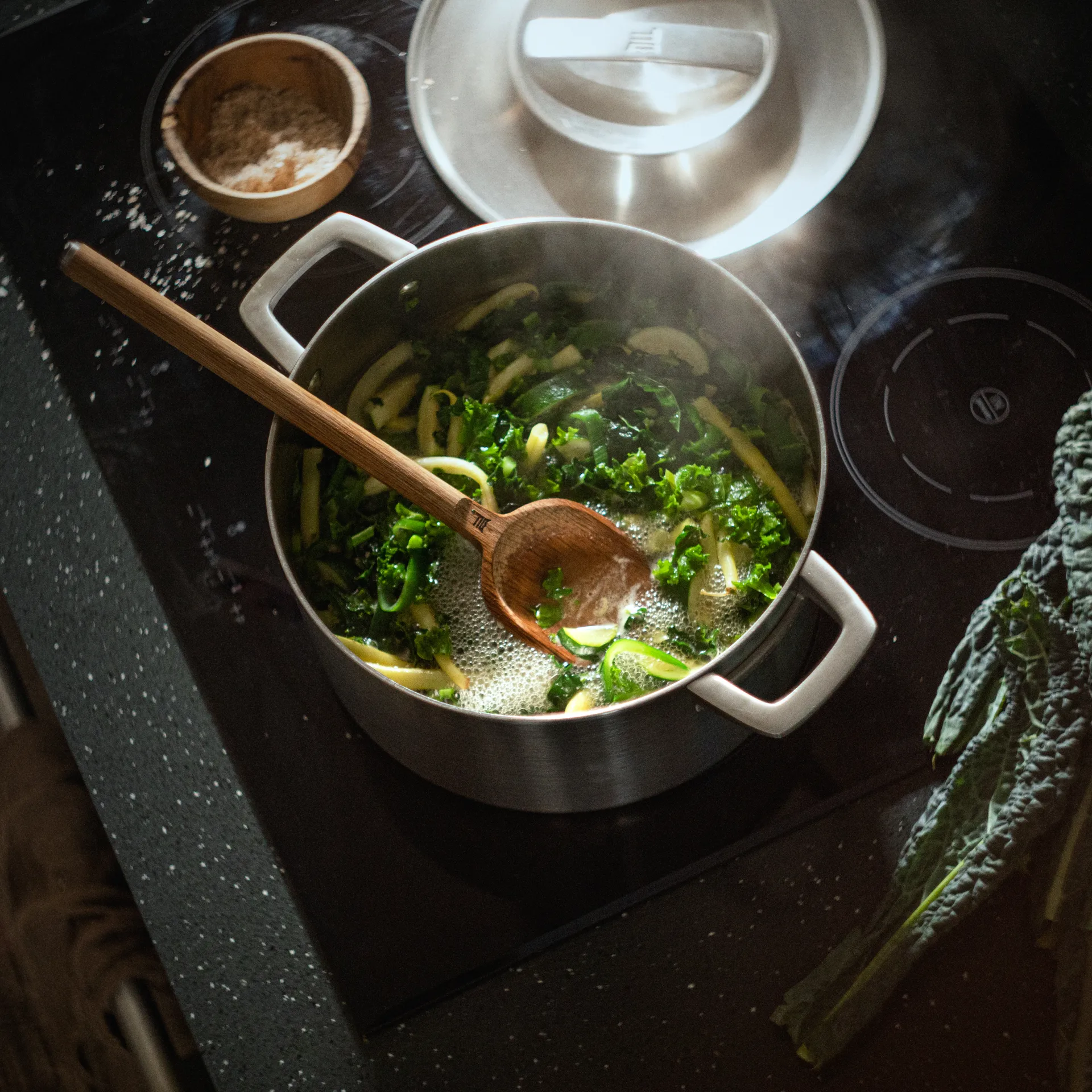 Norden wok 抹刀/炒菜铲, Oak-stainless steel Fiskars