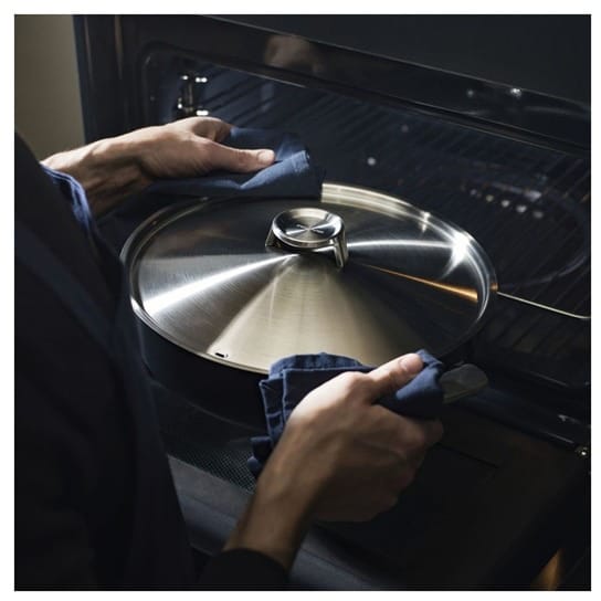 Taiten oven pan （含盖子）, 28 cm Fiskars