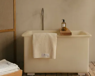 Heavy Towel 浴巾 150x100 cm - Bone white (白色) - FRAMA