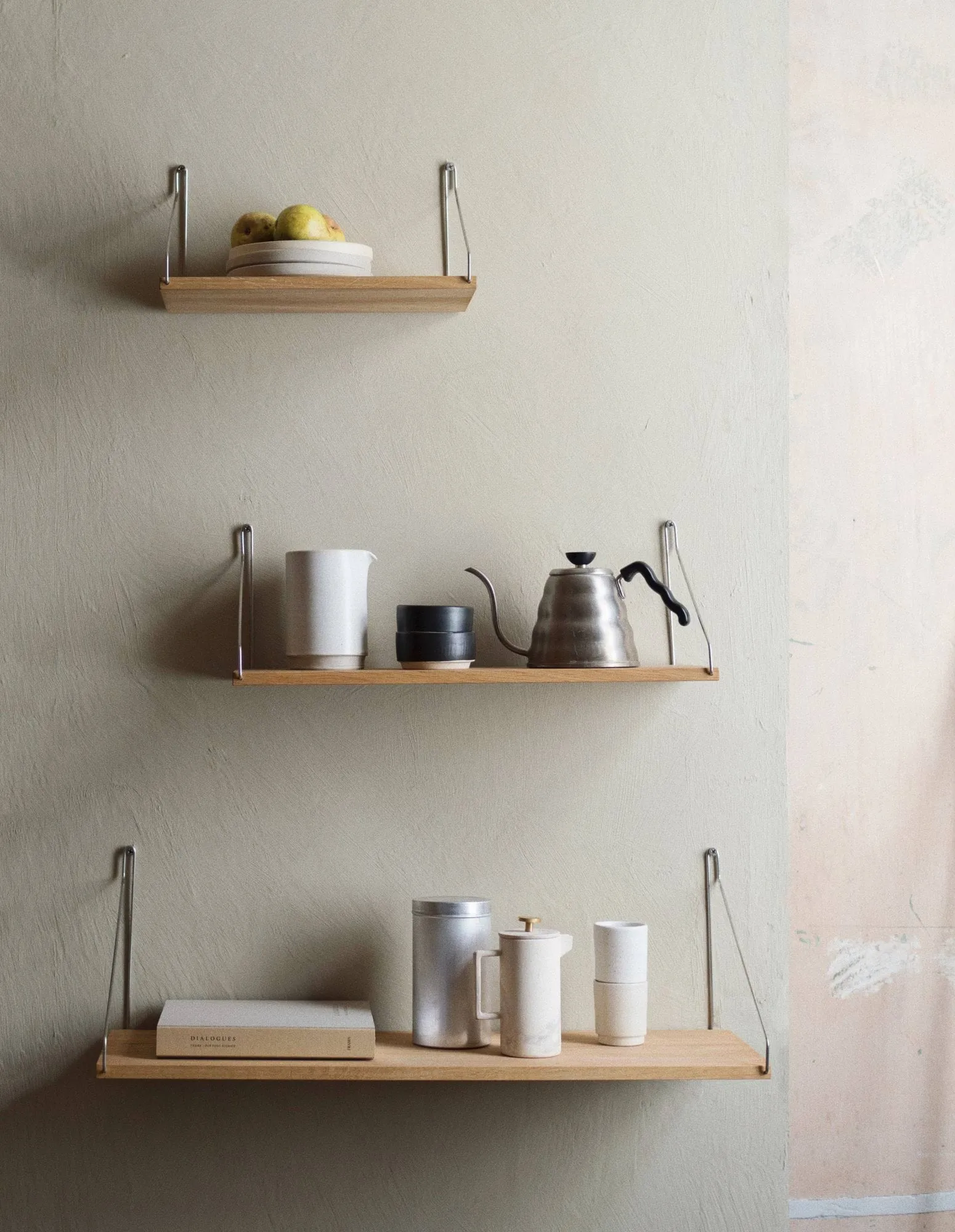 Single Shelf 壁架, 橡木-不锈钢，60x20 cm FRAMA