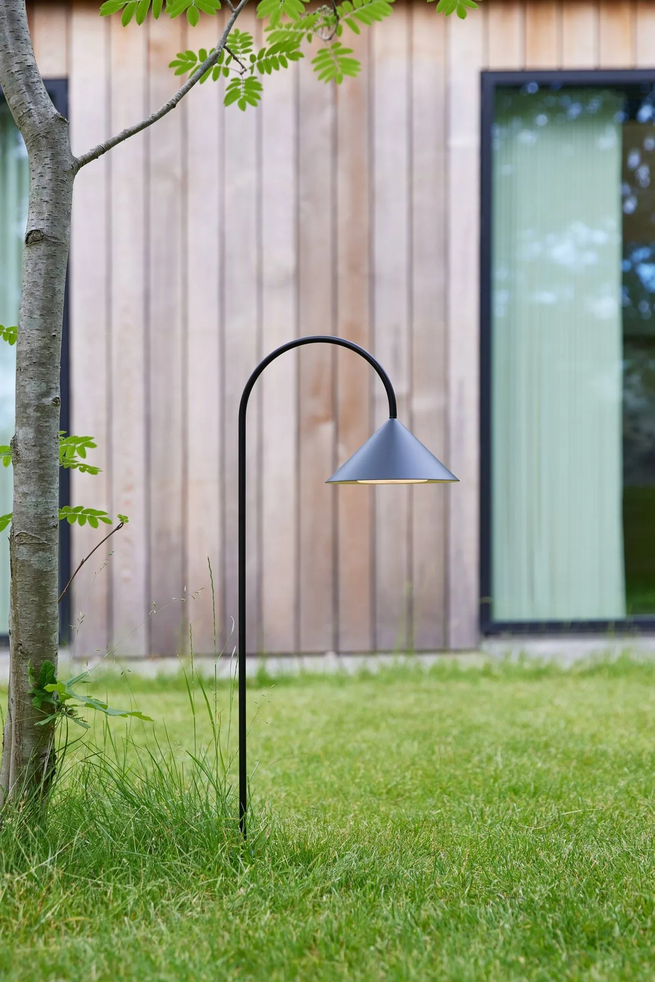 Grasp Garden Spear 插地式花园金属灯, 哑光黑色_82cm Frandsen