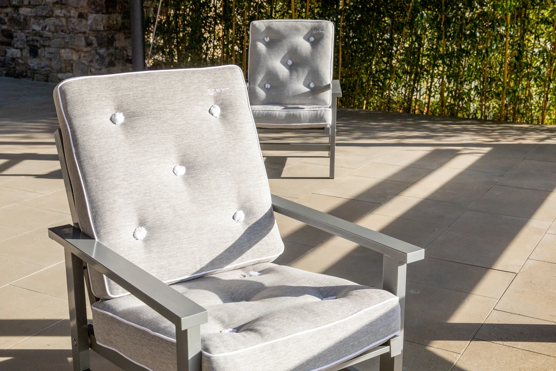 05 扶手椅, 灰色 Fri Form