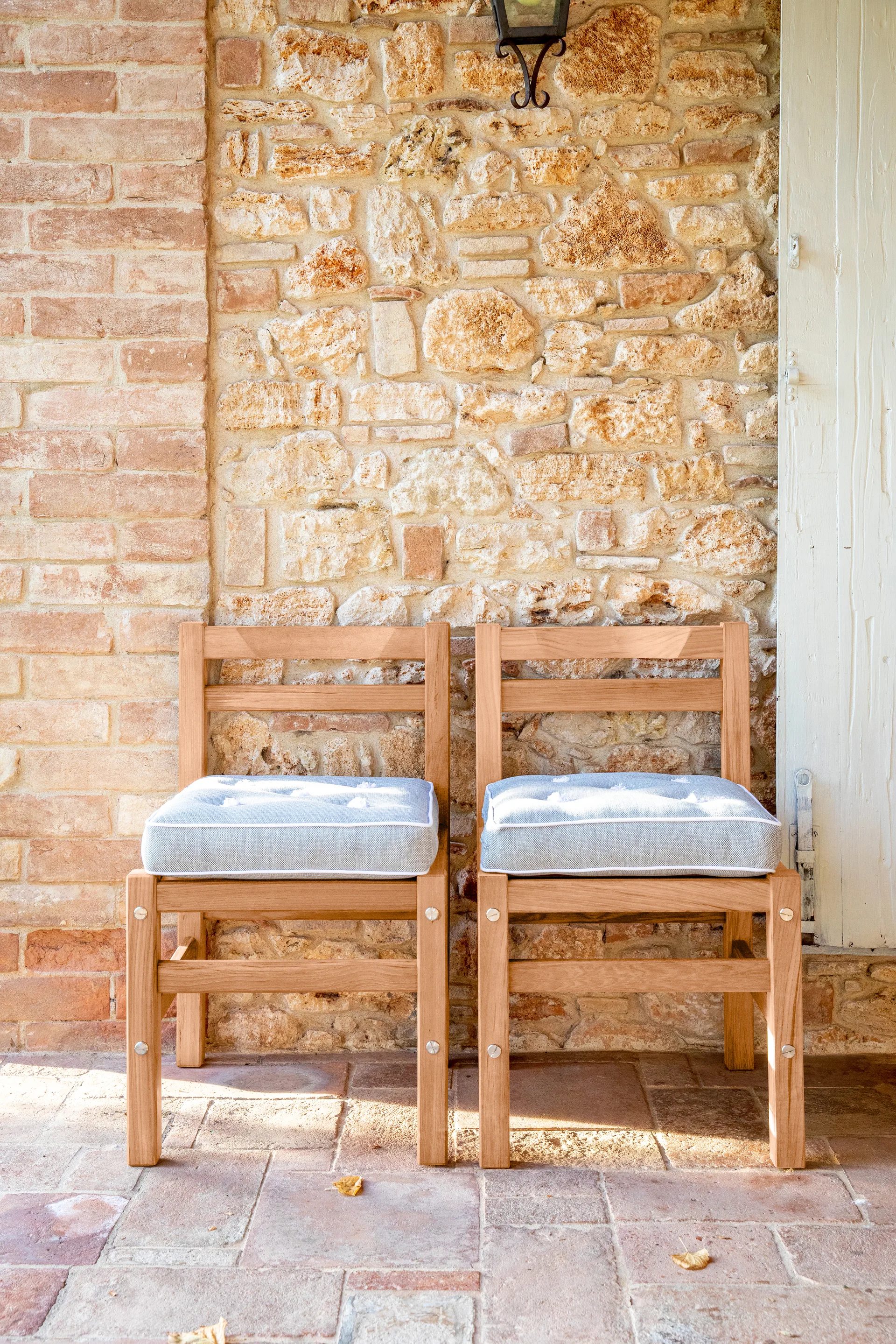 06 椅子, Redwood Fri Form