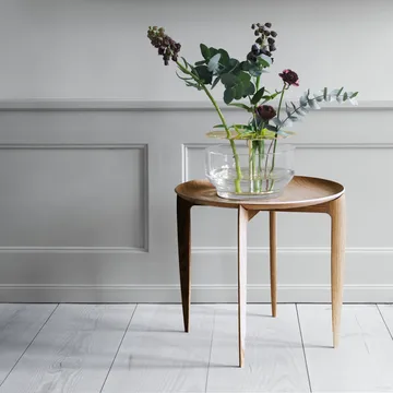 Foldable Tray 桌子 Ø 45 cm - 橡木色 - Fritz Hansen