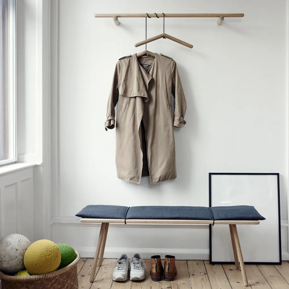 Georg 北欧简约风格长凳, 未处理橡木-incl. beige seat cushion Fritz Hansen