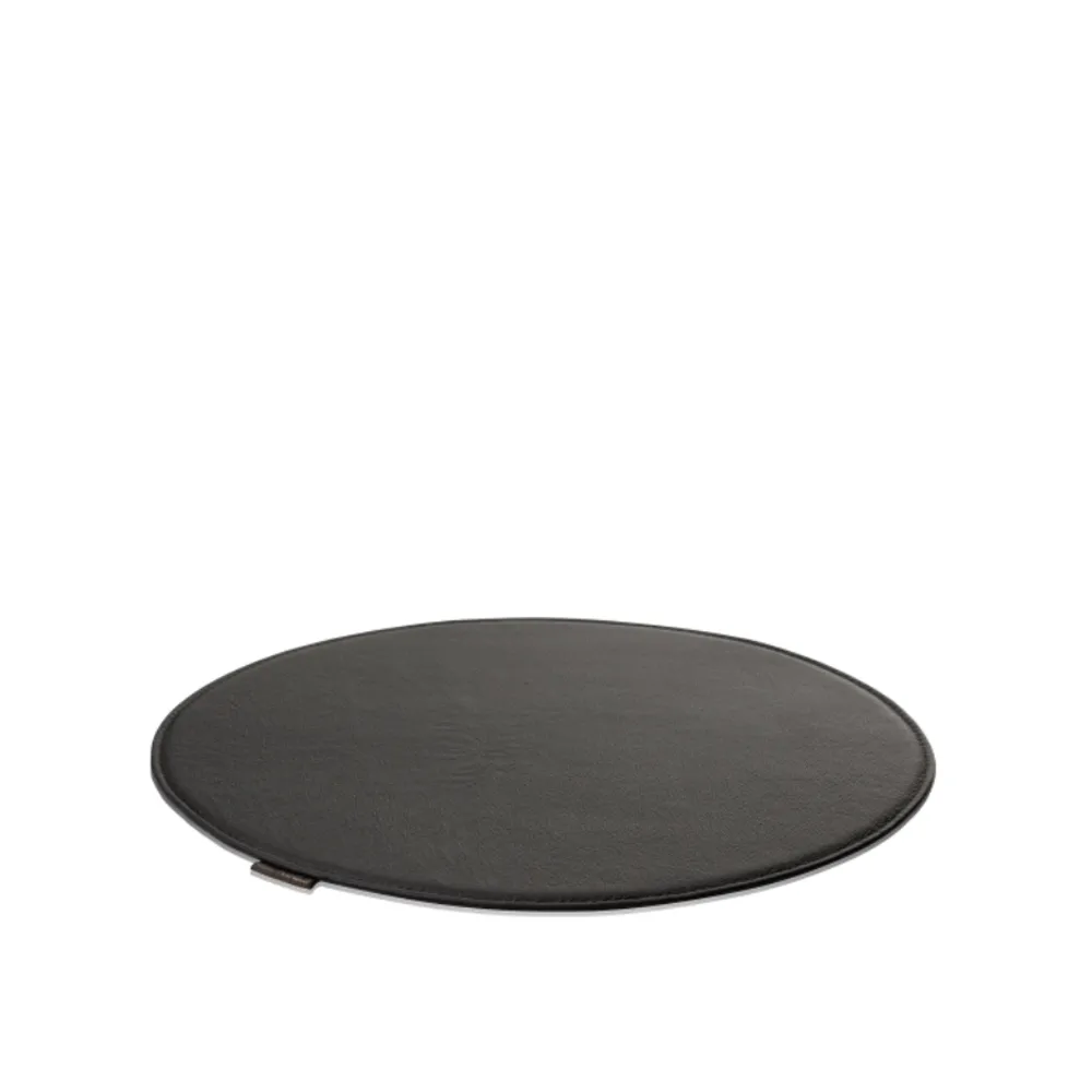 Series 7 椅子 pad leather, 黑色 Fritz Hansen