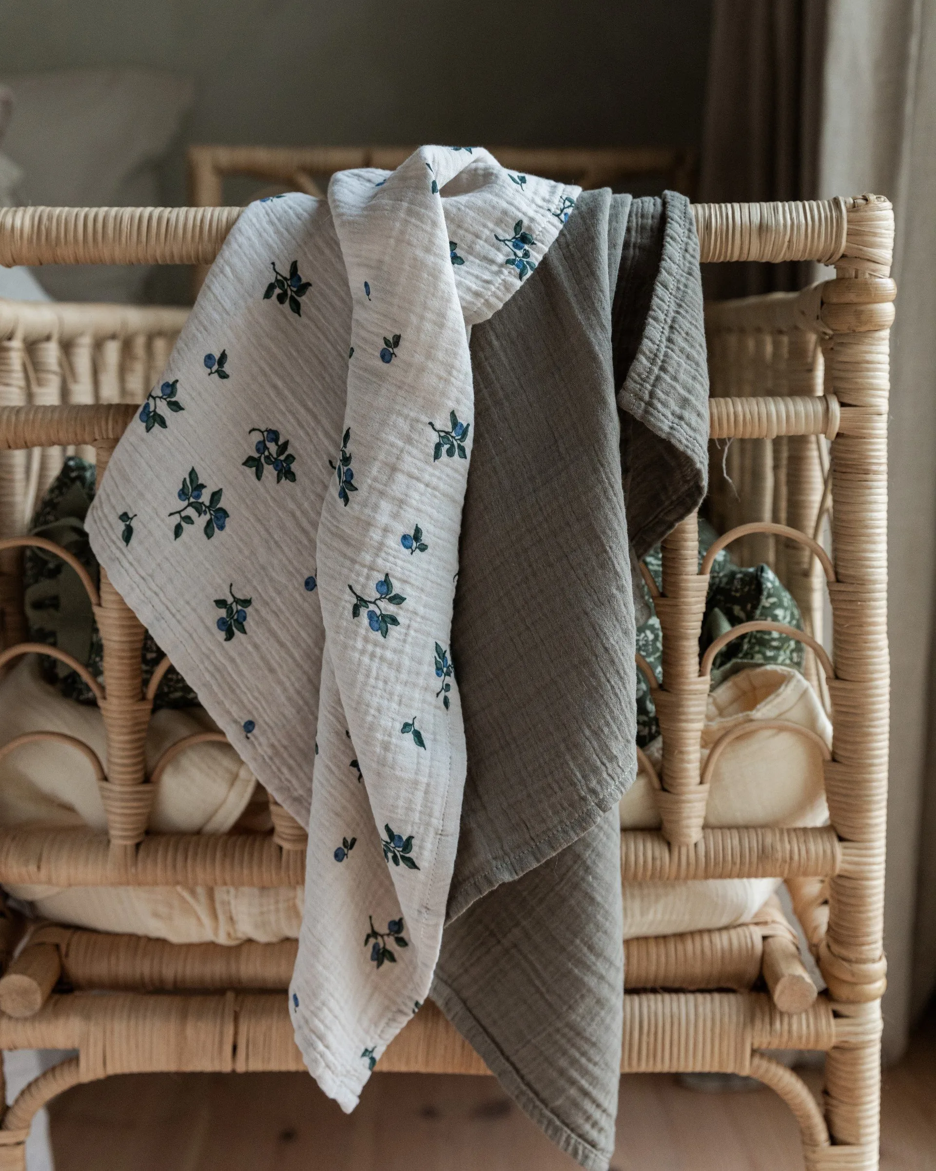 Blueberry 蓝莓 平纹细布 纱布巾/哺乳巾/口水巾 两件套装, 60x60 cm Garbo&Friends