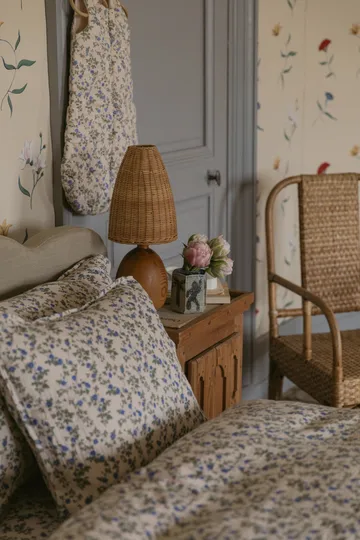 Dainty 蓝玫瑰 平纹细布 枕头套 - 50x70cm - Garbo&Friends