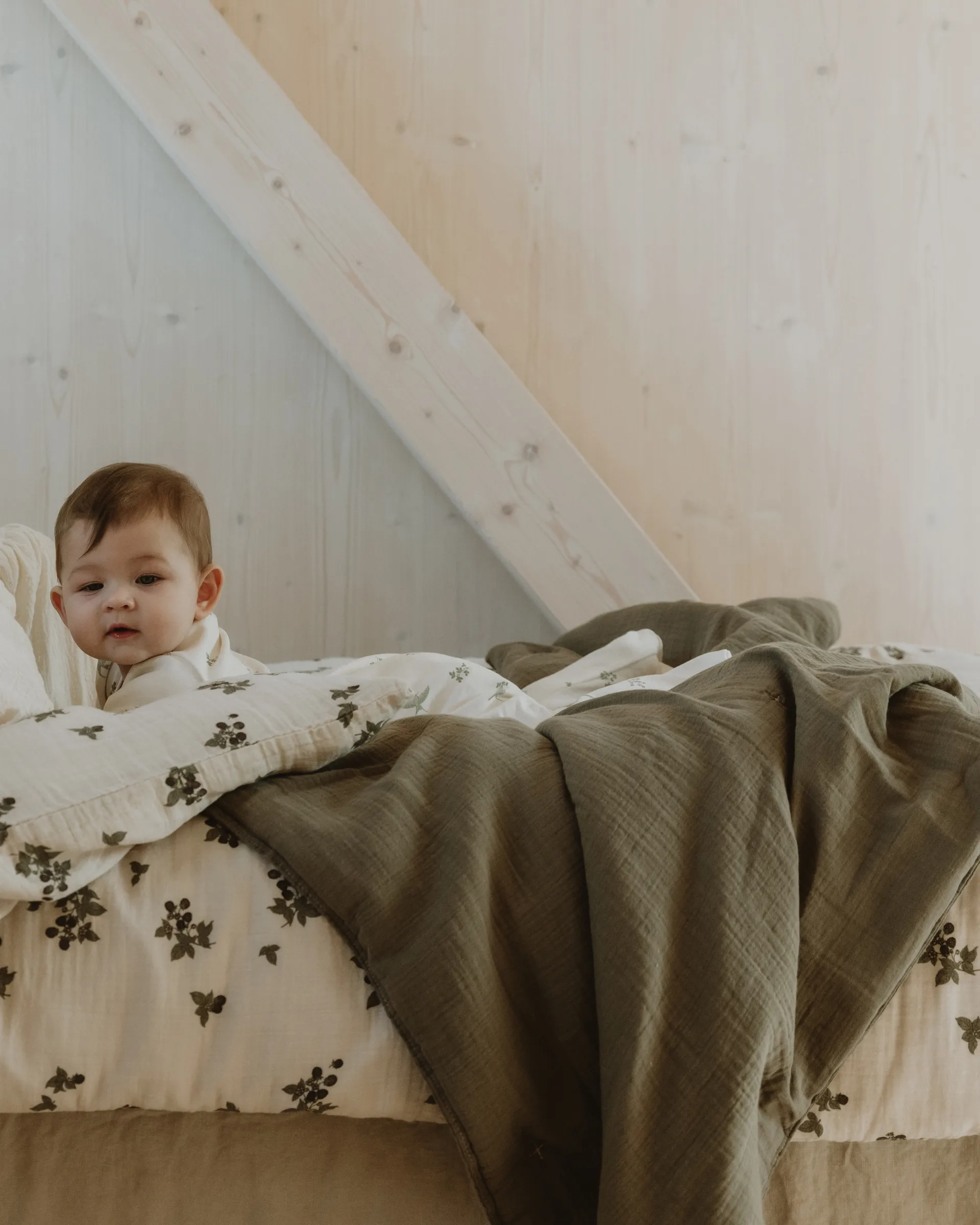 Geranium 天竺葵墨绿纯色 平纹细布 盖被/空调被, 100x140 cm Garbo&Friends