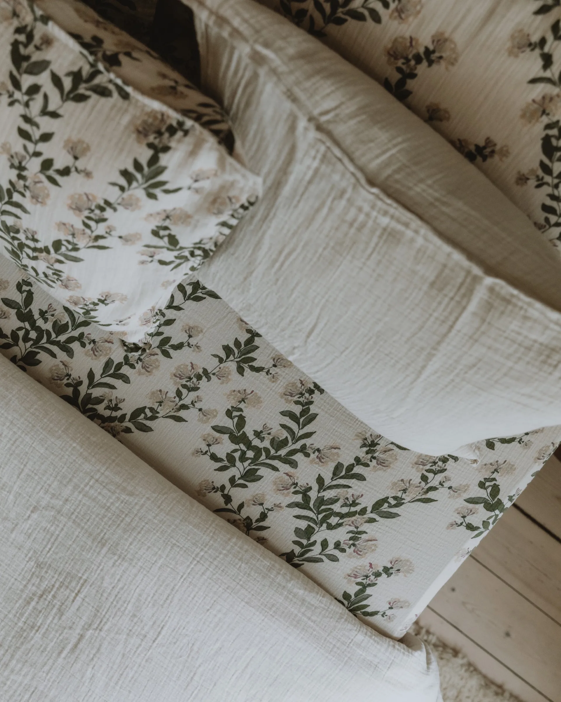 Honeysuckle 金银花 平纹细布 床笠, 90x200x30 cm Garbo&Friends