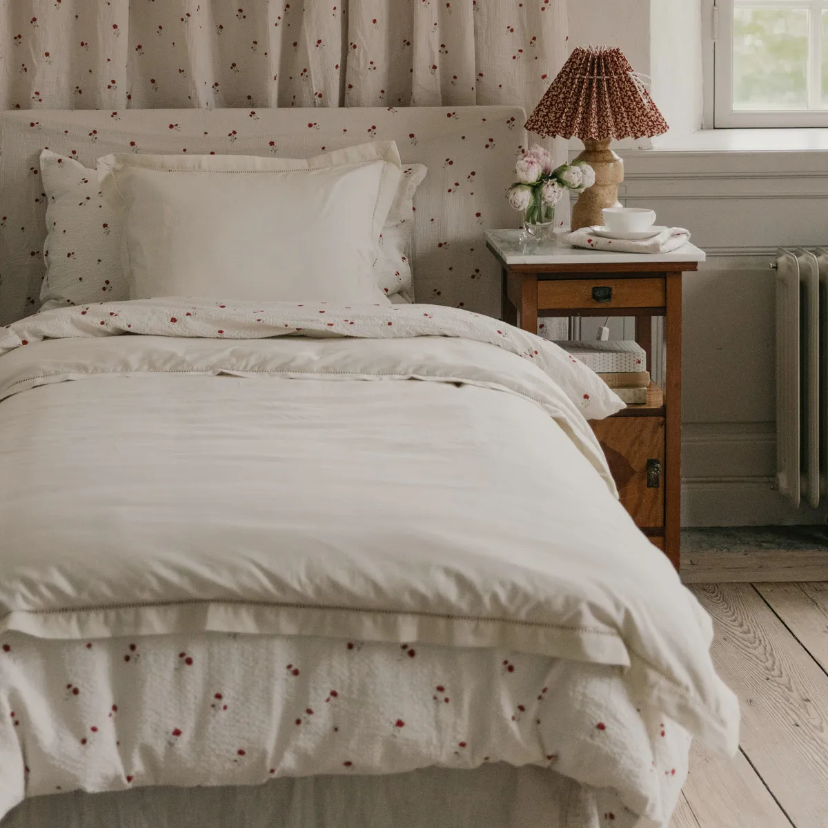 珍珠白 法式镂空蕾丝 被套 Pearl Ladder Lace duvet cover, 140x200cm Garbo&Friends