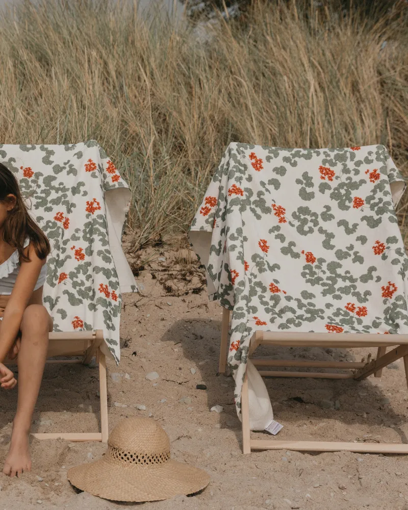 Pelargonium 天竺葵花纹 毛圈 浴巾, 100x150 cm Garbo&Friends