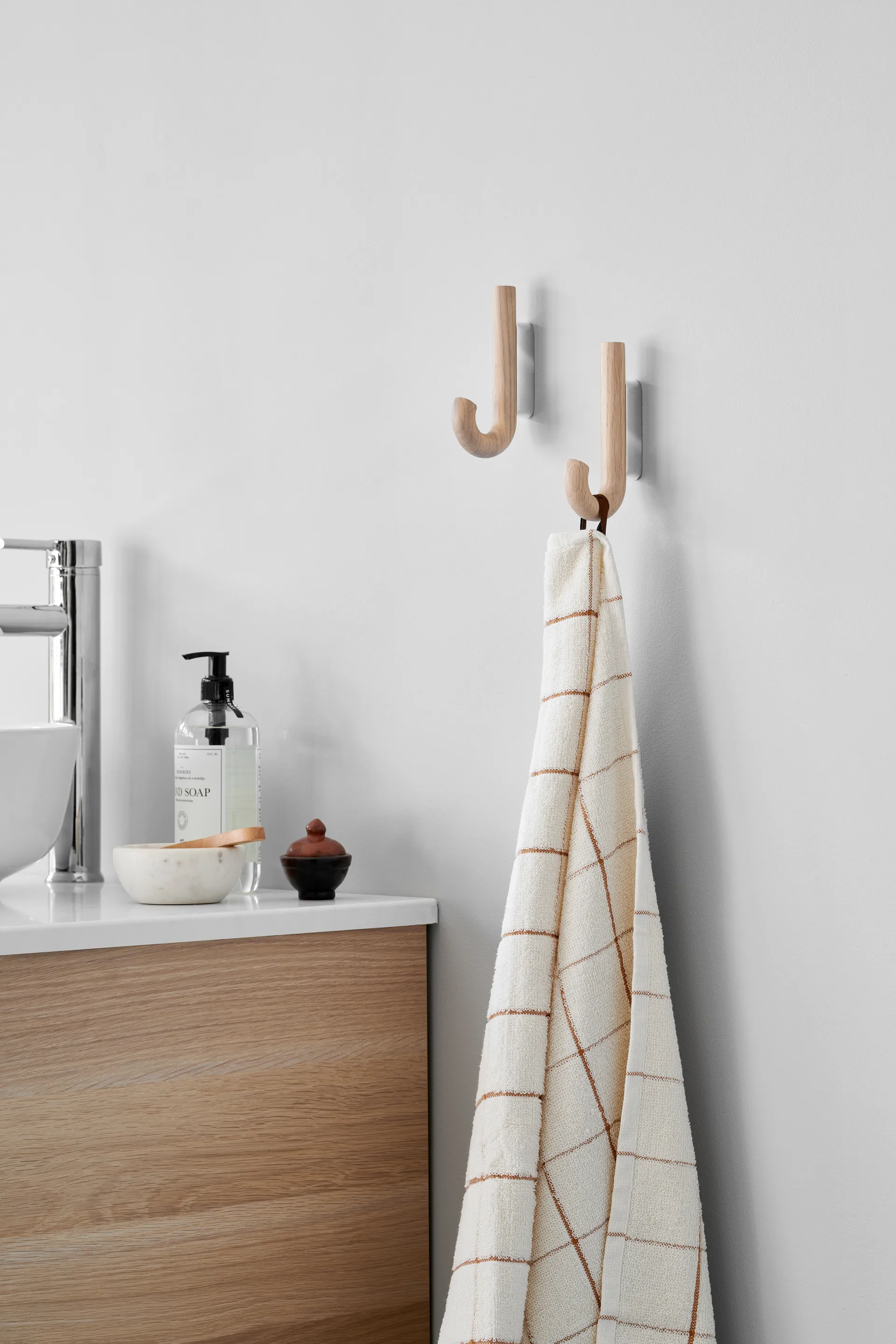 挂钩 挂钩 迷你 13.3 cm, 橡木-铬合金色 Gejst