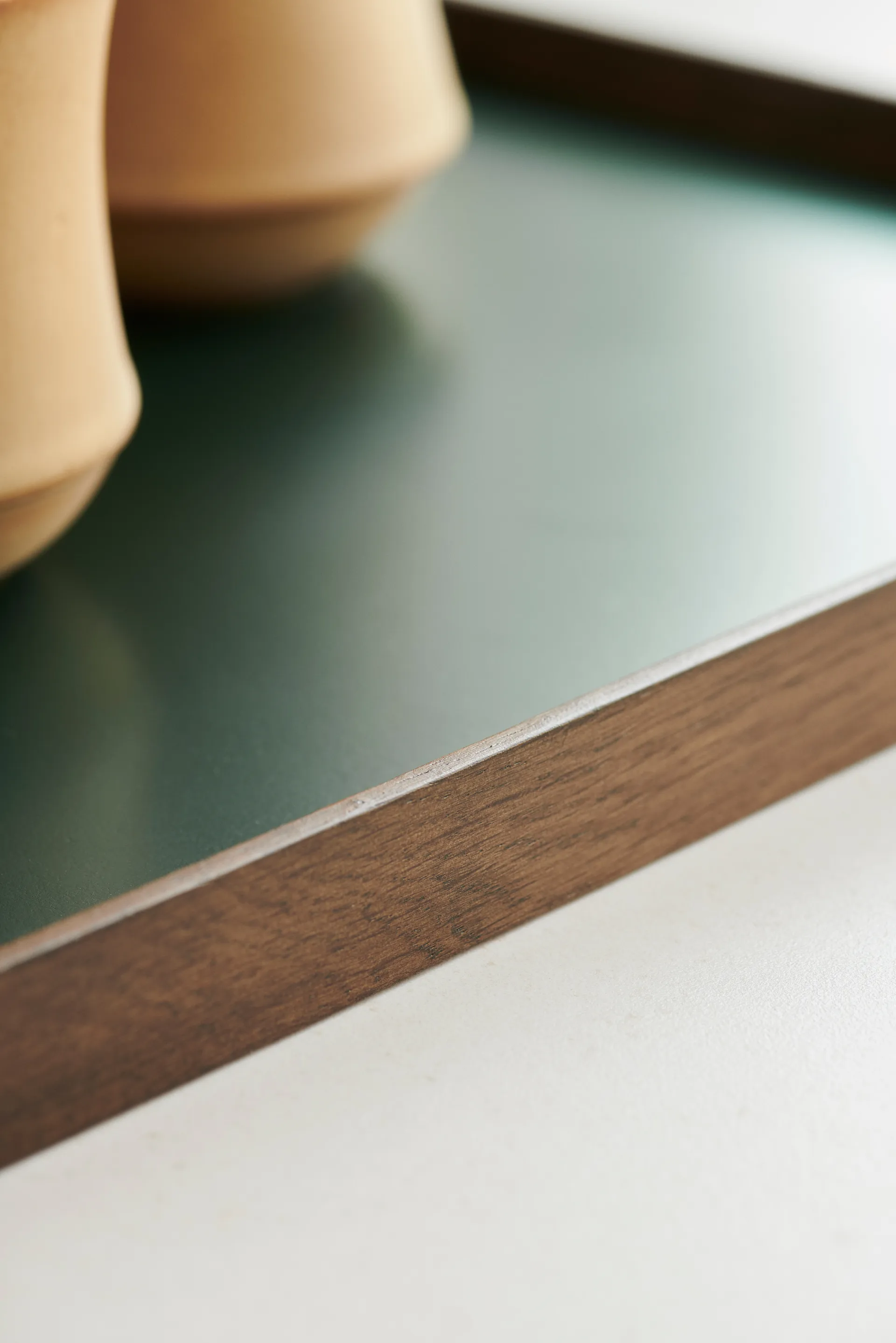 框架 托盘 大 35.5x50.6 cm, Smoked oak-green Gejst