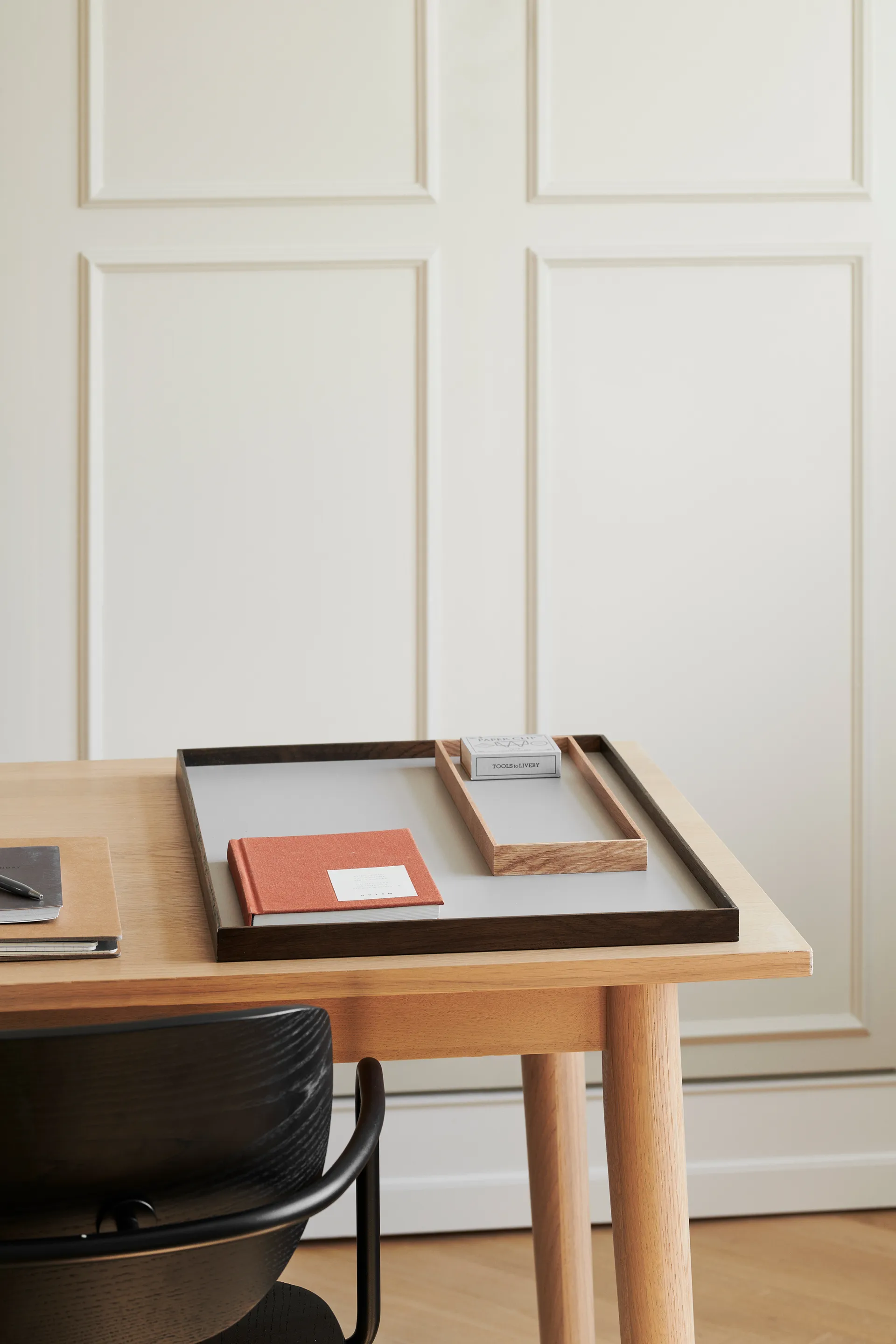 框架 托盘 大 35.5x50.6 cm, Smoked oak-Grey Gejst