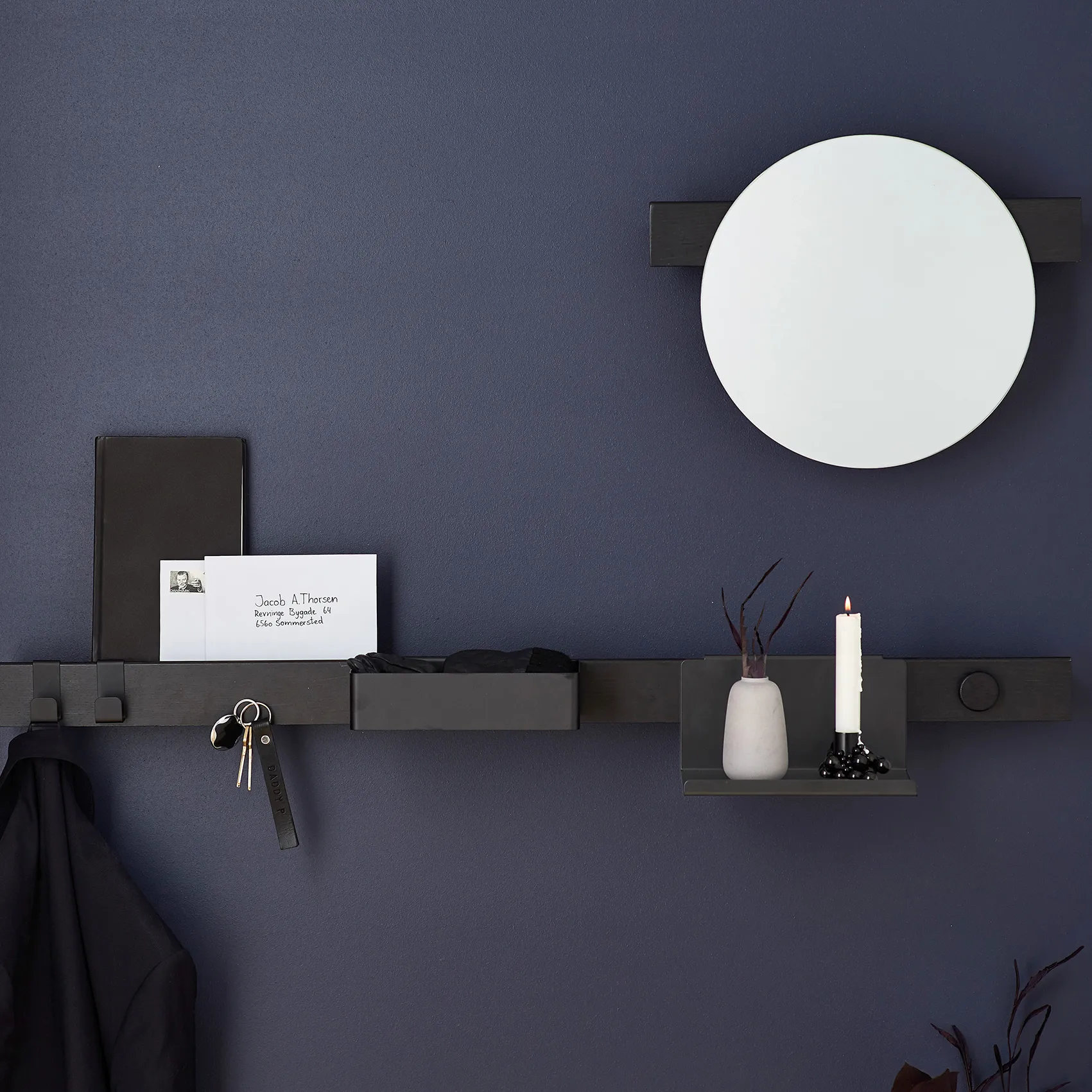 Flex系列（磁吸悬浮） 磁吸悬浮墙面架 60 cm, 黑橡木-黑色 Gejst