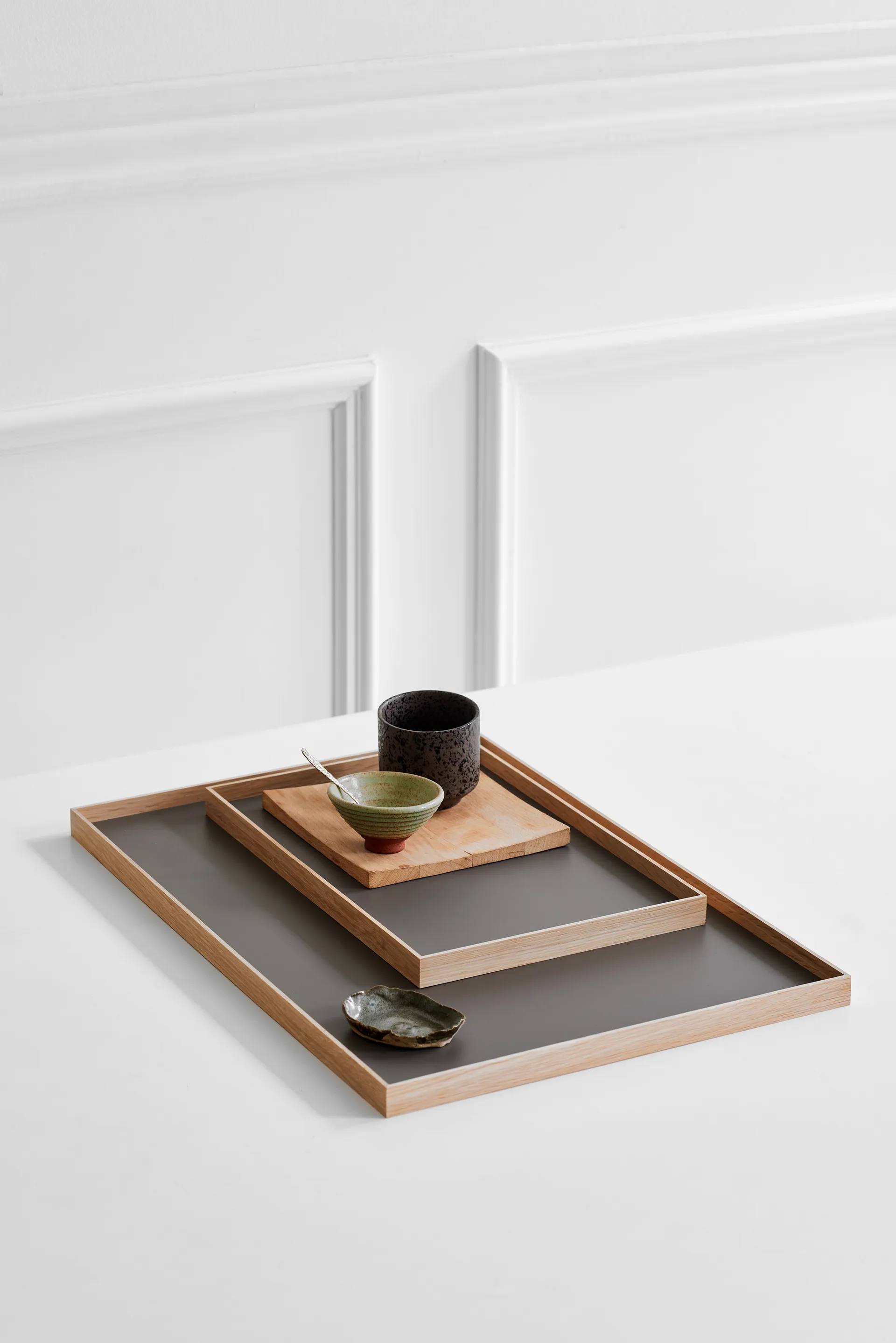 Frame 中号托盘 23x34cm, 橡木色_浅灰色 Gejst