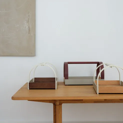 Kydo 托盘 with handles 40.5x27x23.5 cm, 自然木色-米色 白色 Gejst