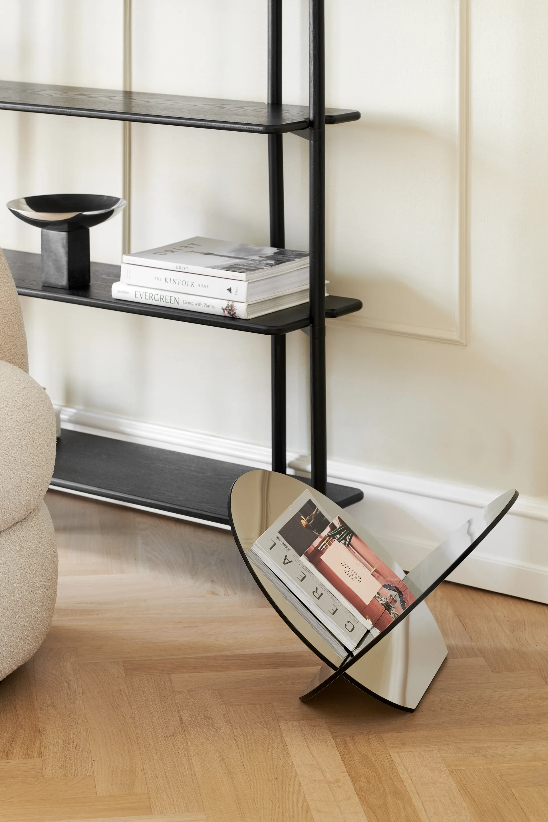 Silia newspaper stand, Stainless steel Gejst