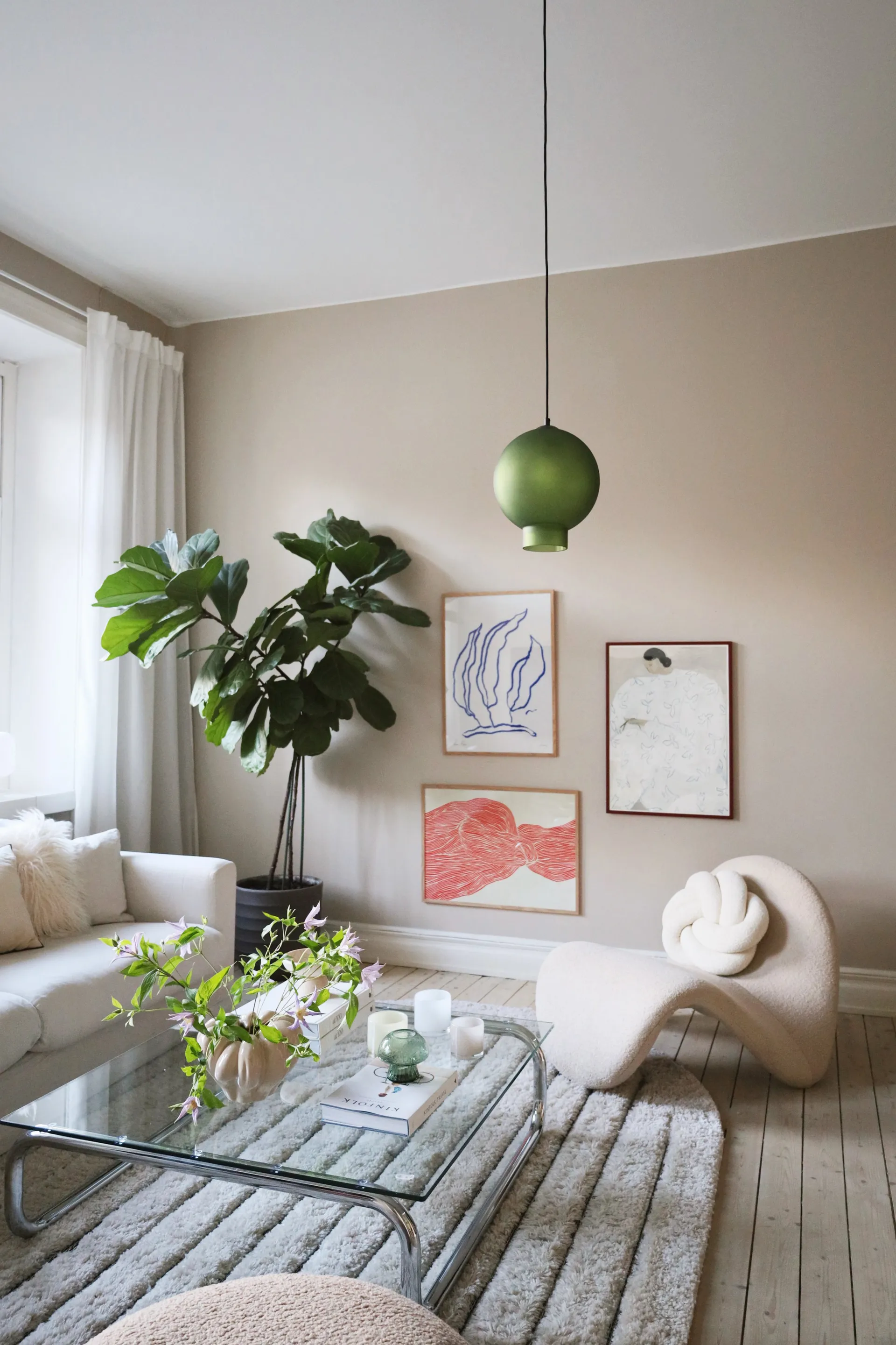 Bams 25 吊灯, 磨砂green Globen Lighting