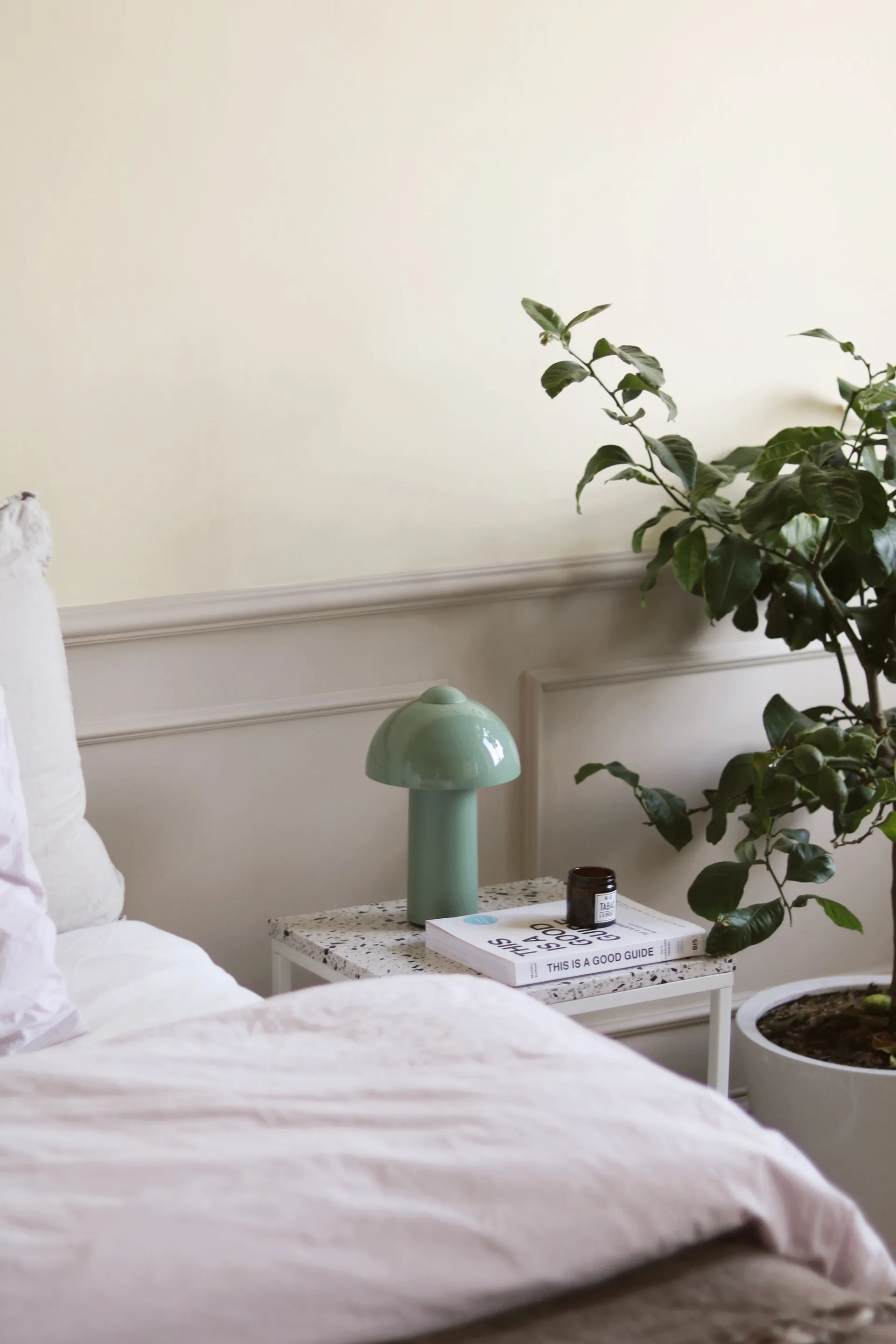 伴光 Buddy 便携版_蘑菇台灯多色可选 , 绿色 Globen Lighting