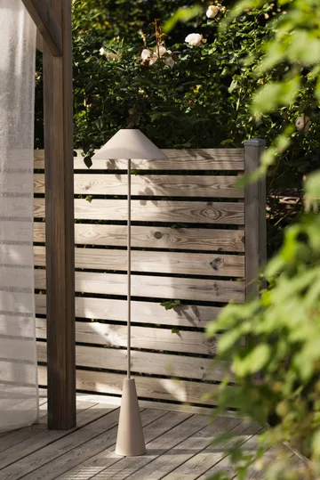 Cannes 便携 落地灯 - Mud - Globen Lighting